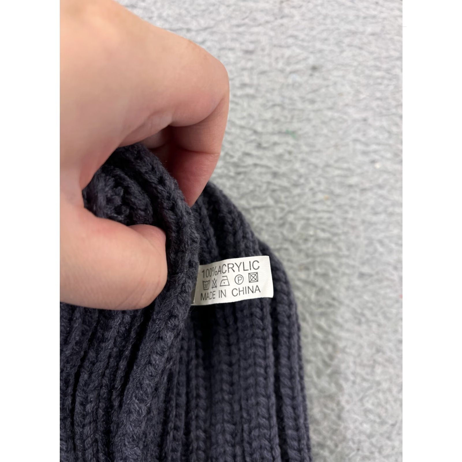 Vintage Beanie Hat Womens One Size Gray Knit Beanie with Faux Fur Pom 100% Acrylic Ski Theme Adult Women Casual Knit Hat Size ONE SIZE - 6 Thumbnail
