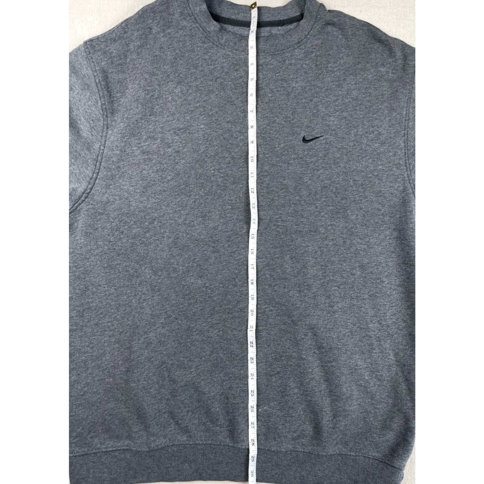 Nike VINTAGE Nike Sweatshirt Crewneck XL Men Gray Heavyweight 90s Pullover Swoosh Logo Size US XL / EU 56 / 4 - 6 Thumbnail
