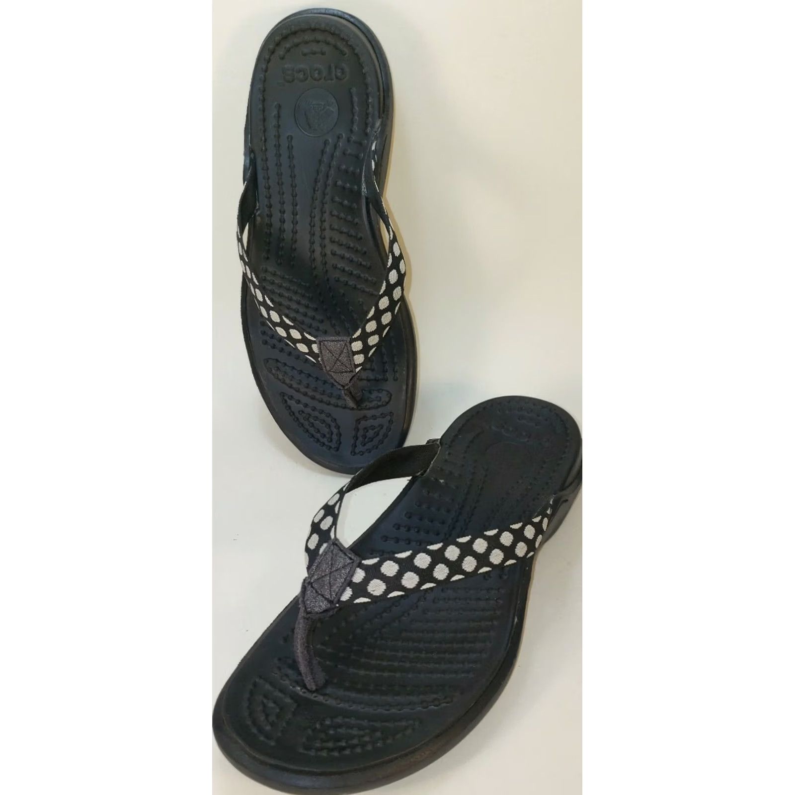 Crocs Crocs Women's Sandals Thong Flip Flops Size 5M Black White Polka Dot Straps Casual Womens Size US 5 / IT 35 - 2 Thumbnail