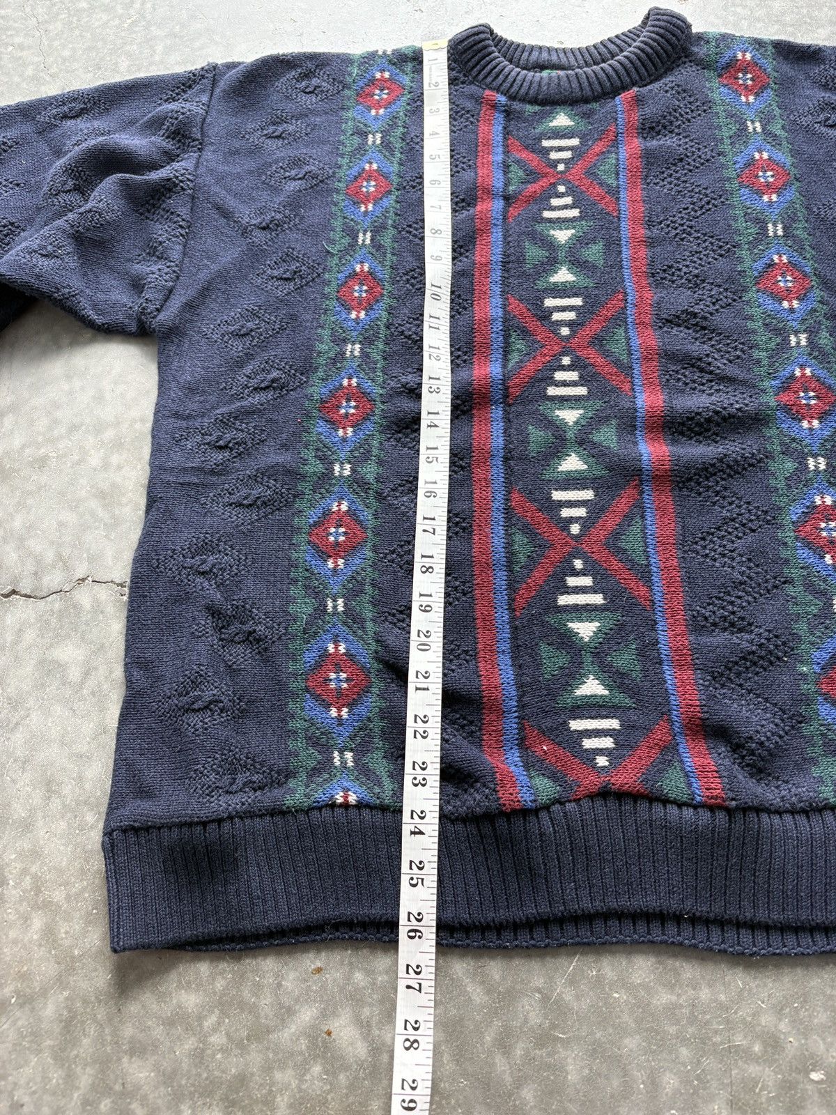Vintage Vintage 90s Alexander Julian Aztec Sweater Cable Knit Boxy Size US L / EU 52-54 / 3 - 8 Thumbnail