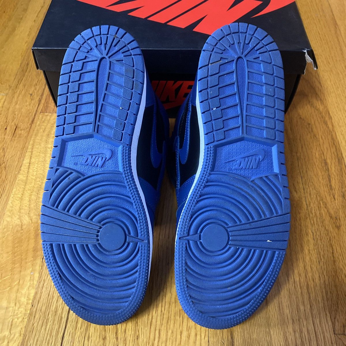 Jordan Brand × Nike Jordan 1 High GS Dark Marina Blue Size US 6.5 / EU 39-40 - 8 Thumbnail