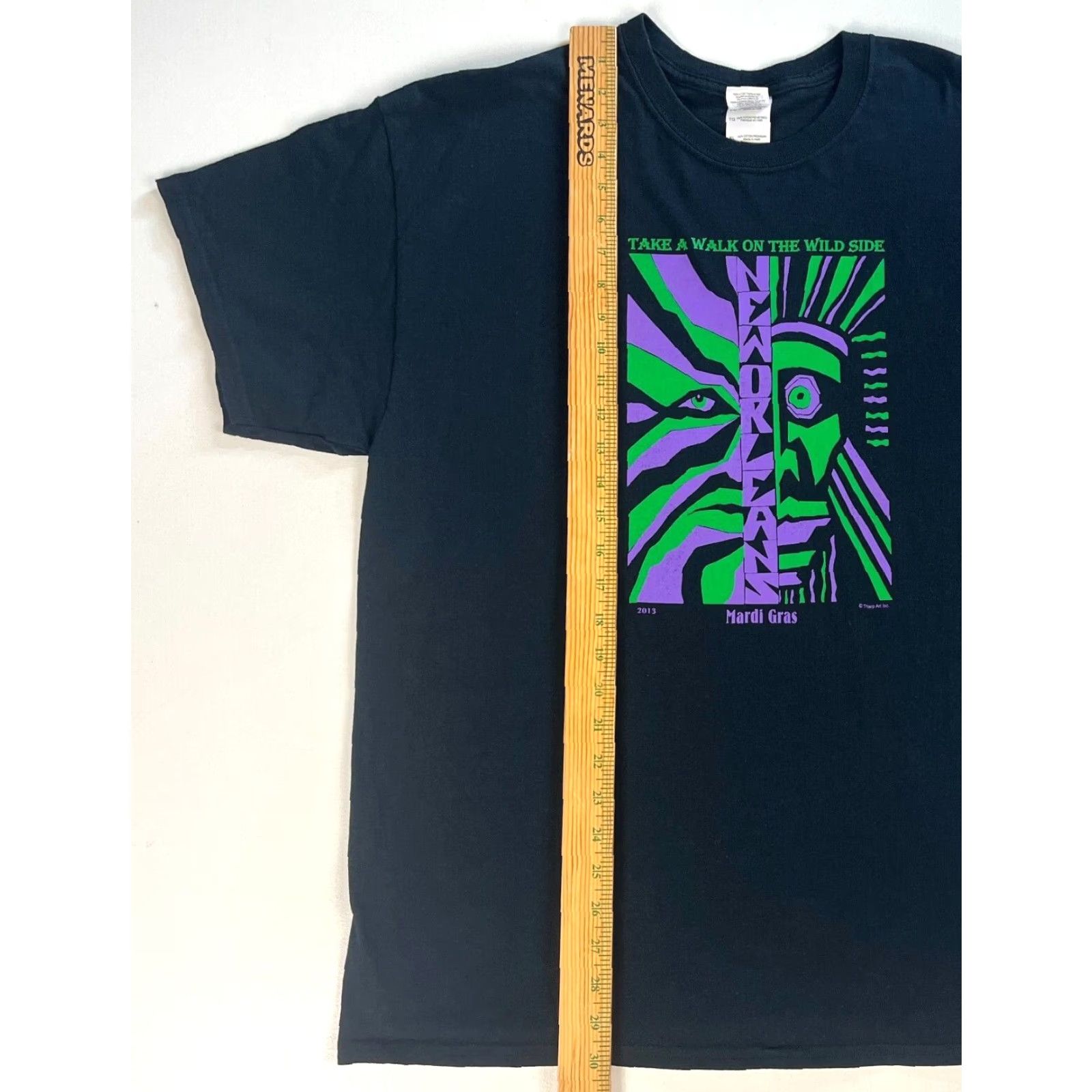 Gildan VINTAGE Men’s T-Shirt XL New Orleans Mardi Gras 2013 Gildan Ultra Cotton Black Short Sleeve Crew Neck Cotton Size XL Mens Size US XL / EU 56 / 4 - 7 Thumbnail