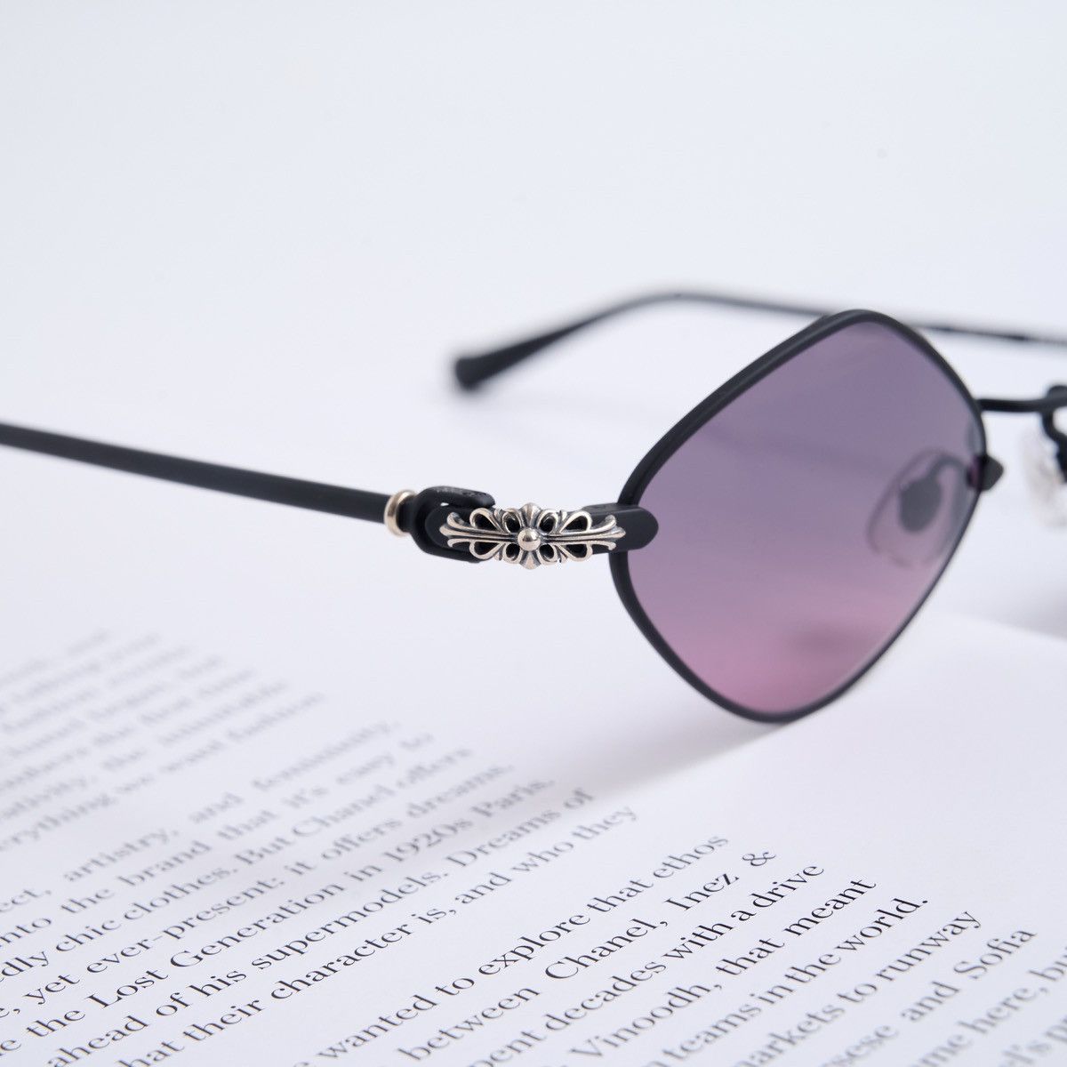 Chrome Hearts CHROME HEARTS DIAMOND DOG MATTE BLACK/MATTE BLACK/PLASTIC SUNGLASSES Size ONE SIZE - 3 Thumbnail
