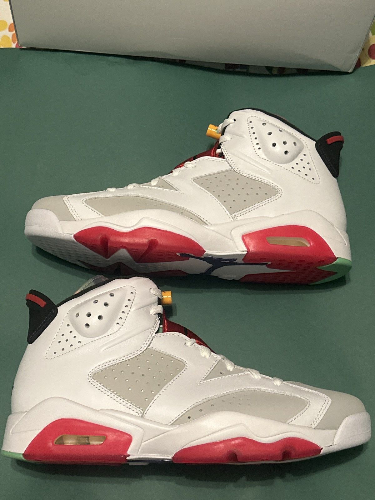 Jordan Brand Air Jordan 6 Retro ‘Hare’ Size US 10 / EU 43 - 1 Thumbnail