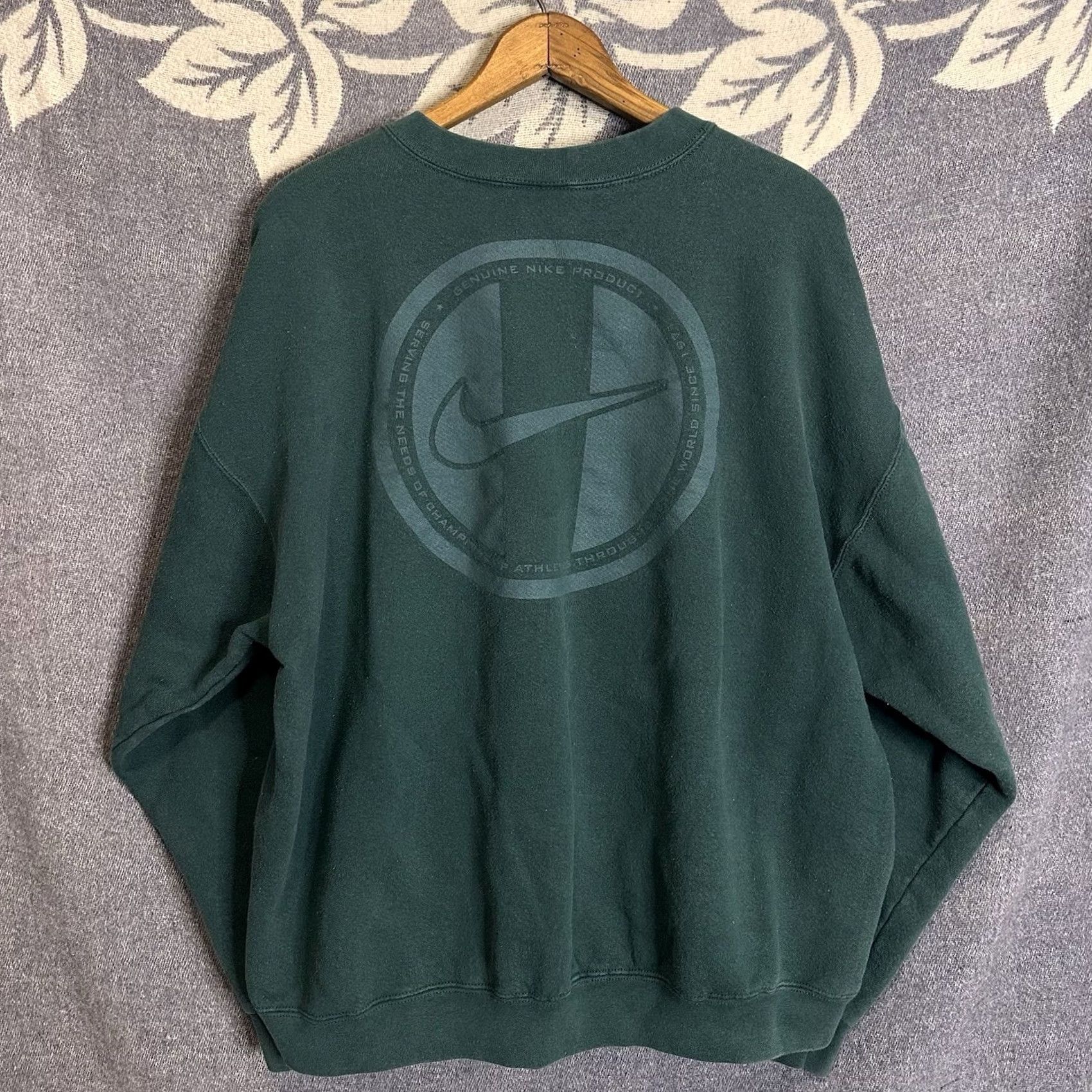 Nike VINTAGE Nike Sweatshirt Crewneck Large Logo Forrest Green USA 90s Sports Men L Size US L / EU 52-54 / 3 - 3 Thumbnail