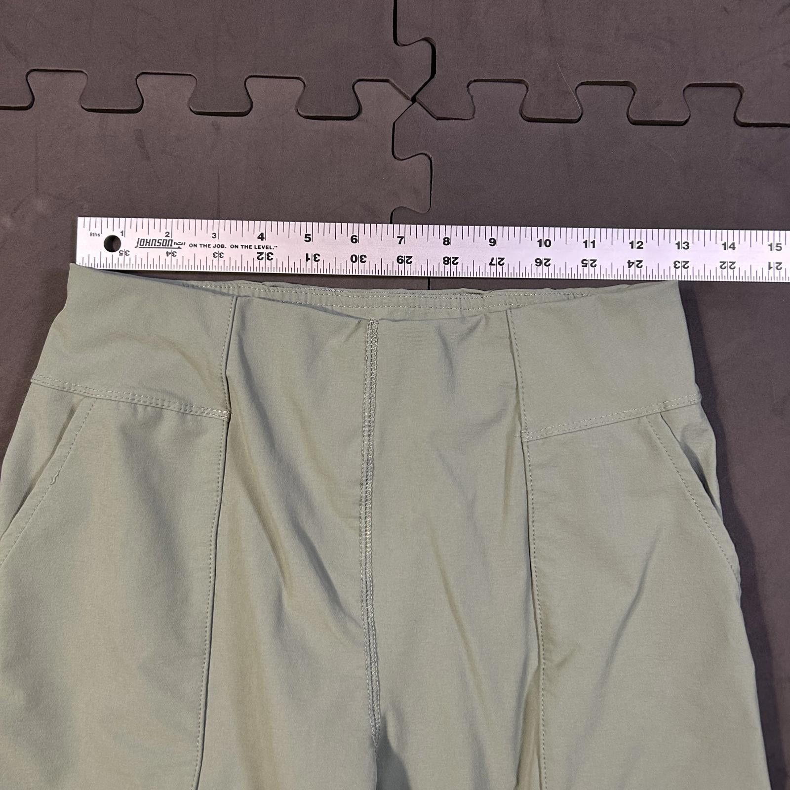 Fabletics Fabletics Women's jogger Pants Size Small olive green Size 28" / US 6 / IT 42 - 4 Thumbnail