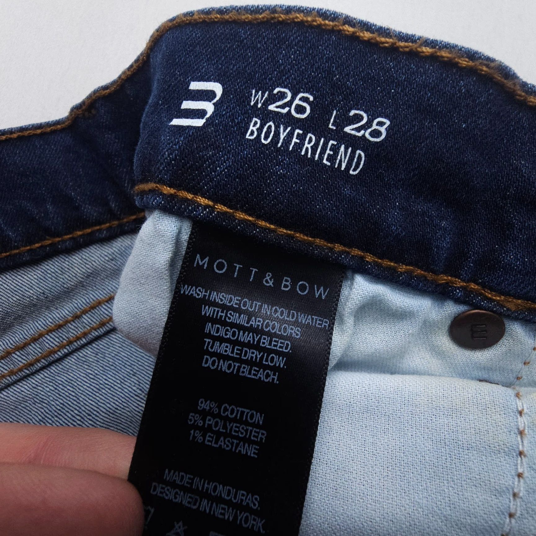 Mott & Bow Mott & Bow Jeans Boyfriend Dark Wash Denim Mid Rise 26 x 28 Blue Stretch Regular Women Jeans Size 26" / US 2 / IT 38 - 3 Thumbnail