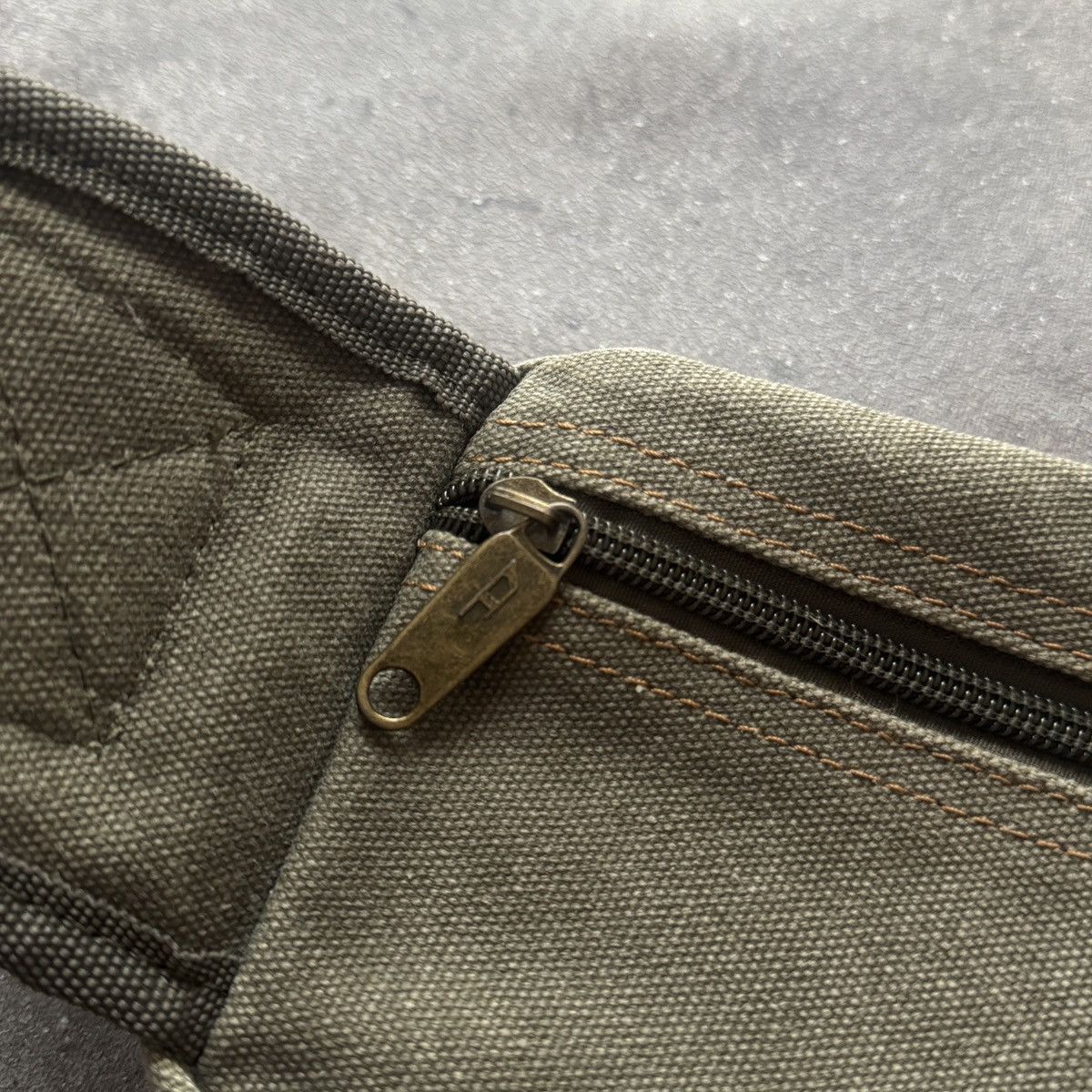 Diesel Diesel Vintage Avant Garde Y2K Unisex Crossbody Bag Size ONE SIZE - 9 Thumbnail