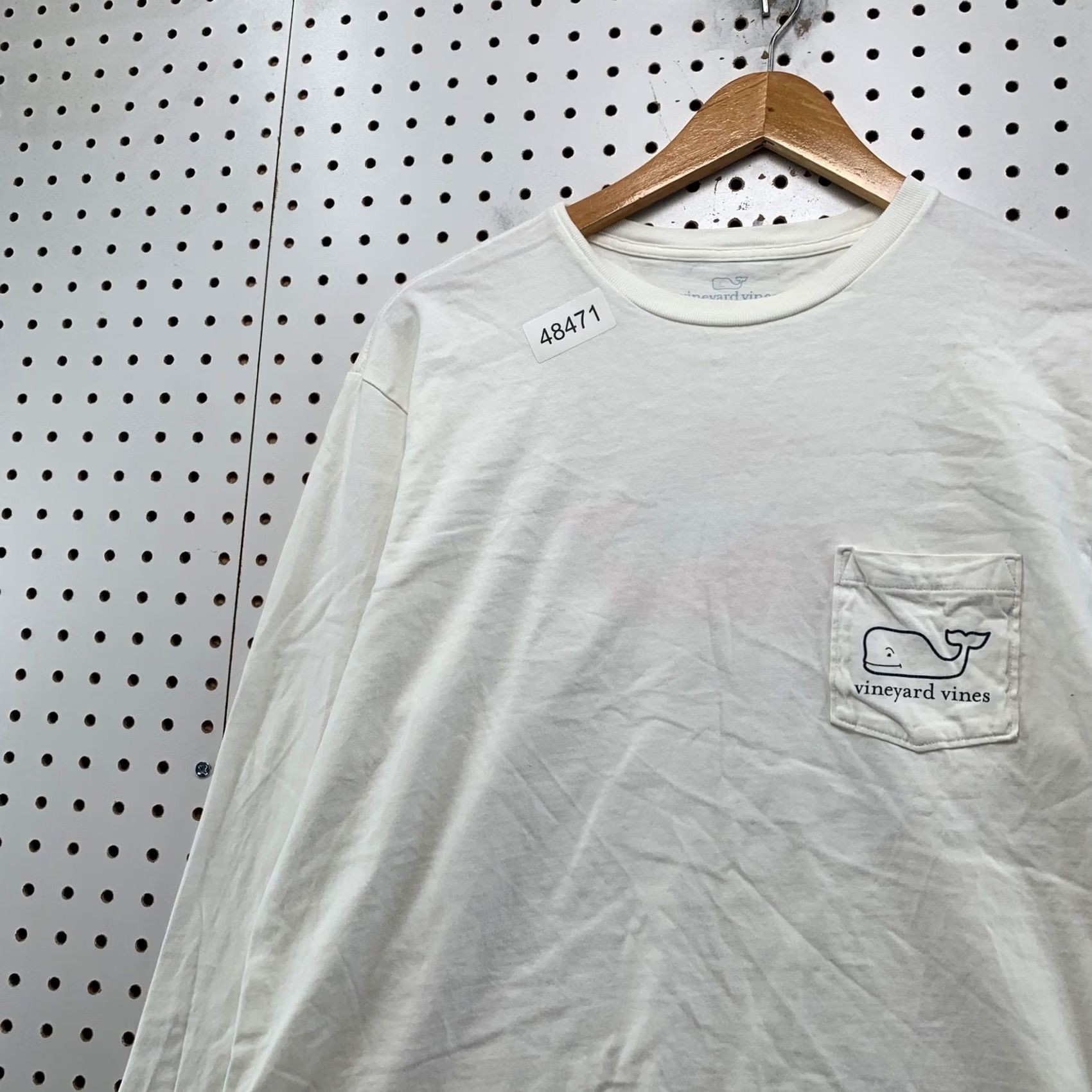 Vineyard Vines Vineyard Vines Shirt Men M White Christmas Santa Whale Long Sleeve Pocket Graphic Print Holiday Size US M / EU 48-50 / 2 - 6 Thumbnail