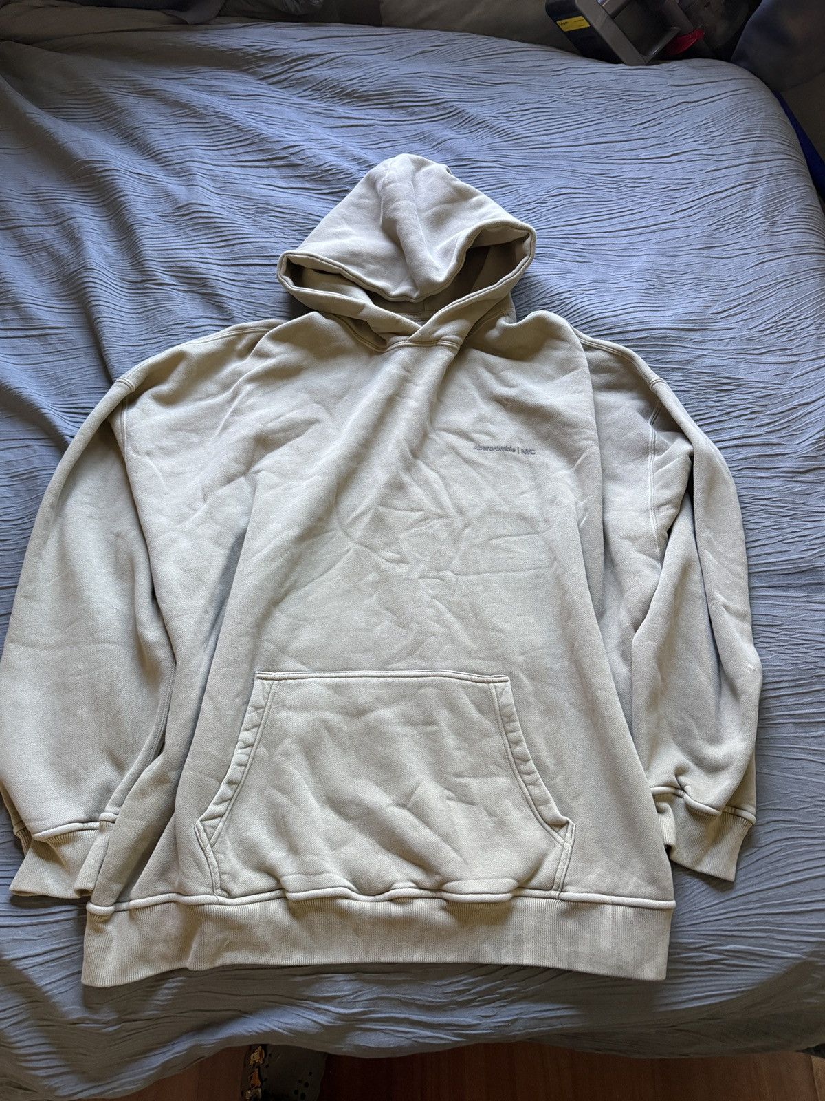 Abercrombie & Fitch Cream Abercrombie and Fitch hoodie XXL Size US XXL / EU 58 / 5 - 1 Thumbnail