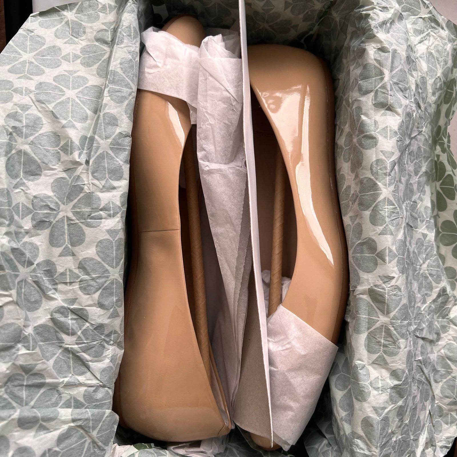 Kate Spade KATE SPADE NEW YORK Beige Leather Ballet Flats, US8 Size US 8 / IT 38 - 9 Thumbnail