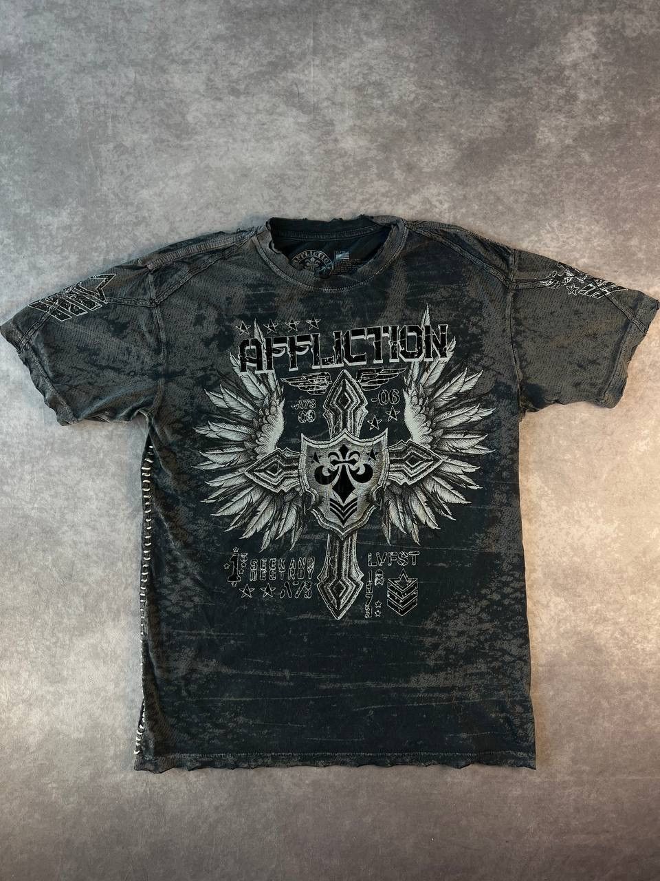 Affliction Vintage Y2K Affliction Tie Dye T-Shirt Size X-Large Size US XL / EU 56 / 4 - 1 Thumbnail