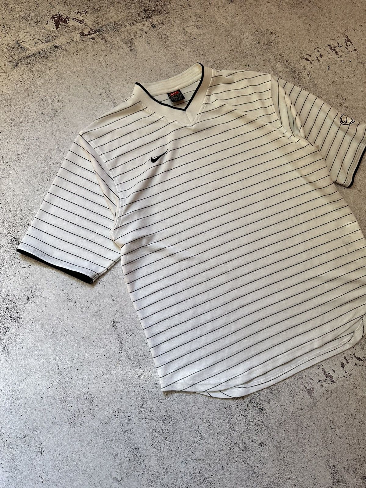 Nike × Vintage Vintage Nike Team Striped Jersey T Shirts 00s Size US L / EU 52-54 / 3 - 4 Thumbnail