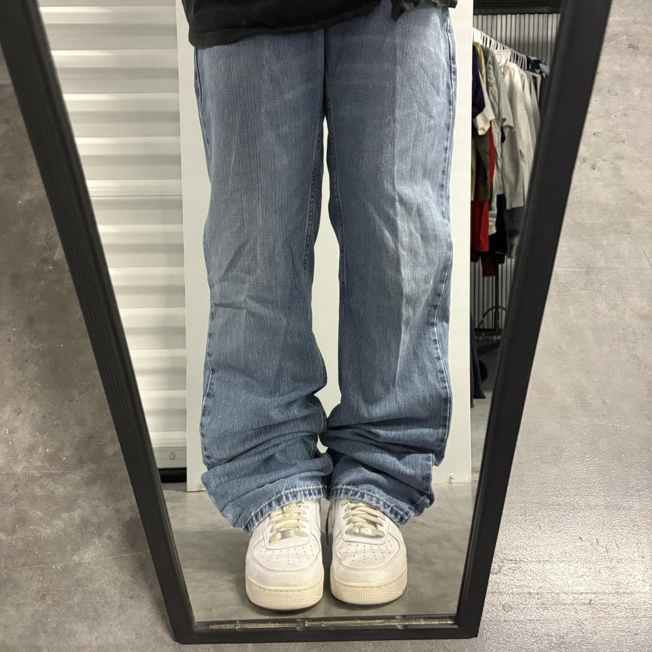 Levi's Crazy Vintage Y2K/2000s Baggy Levis Tall Light Wash Denim Jeans! Size US 33 - 1 Thumbnail