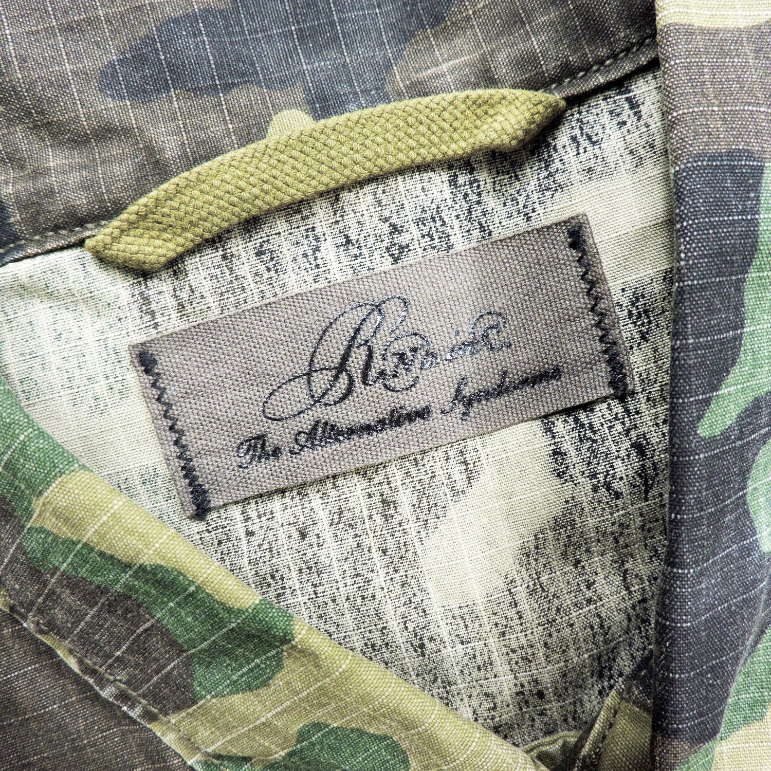 Japanese Brand RNA INC. CAMOUFLAGE SLANT POCKET LONG SLEEVE SHIRT Size US M / EU 48-50 / 2 - 3 Thumbnail