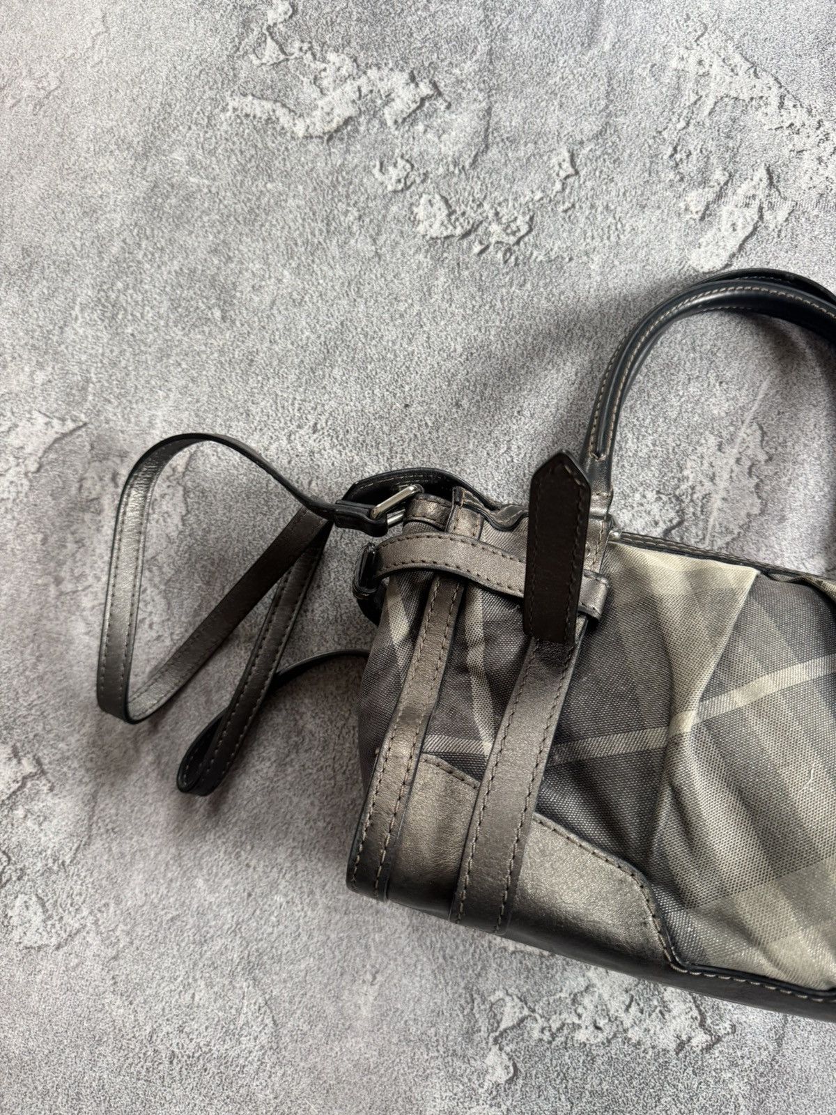 Burberry Burberry Estabished nova check shoulder crossbody bag 💼 Size ONE SIZE - 10 Thumbnail