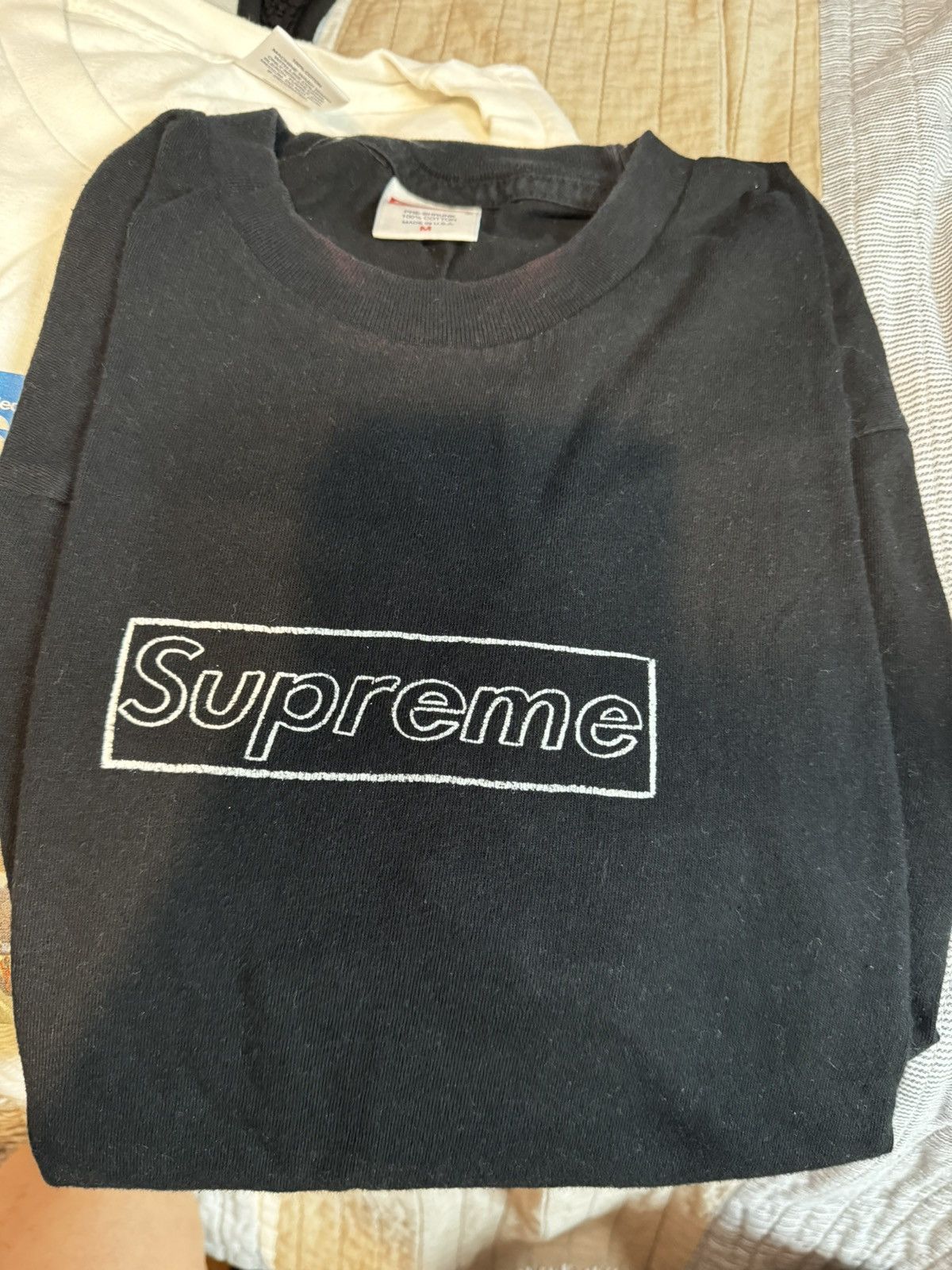 Supreme Supreme kaws chalk box logo Size US M / EU 48-50 / 2 - 1 Thumbnail