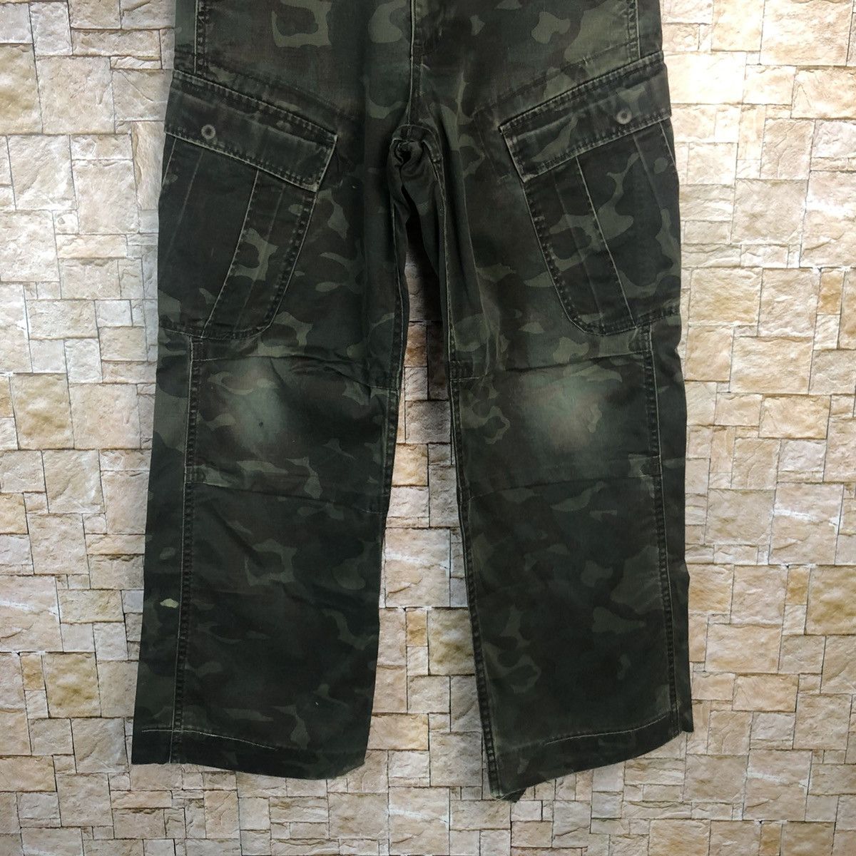 Japanese Brand Free Gale Green Camo Cargo Multipocket Pants #A338 Size US 29 - 3 Thumbnail