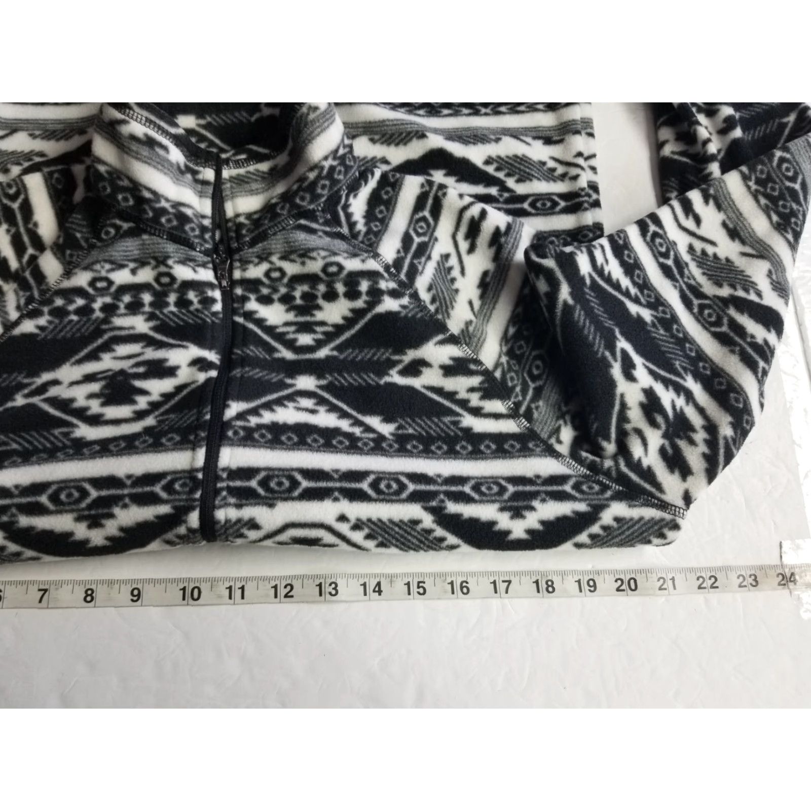 Eddie Bauer Eddie Bauer Fleece Womens Large Jacket Sweater Aztec Black 1/4 Zip Pullover Size L / US 10 / IT 46 - 4 Thumbnail