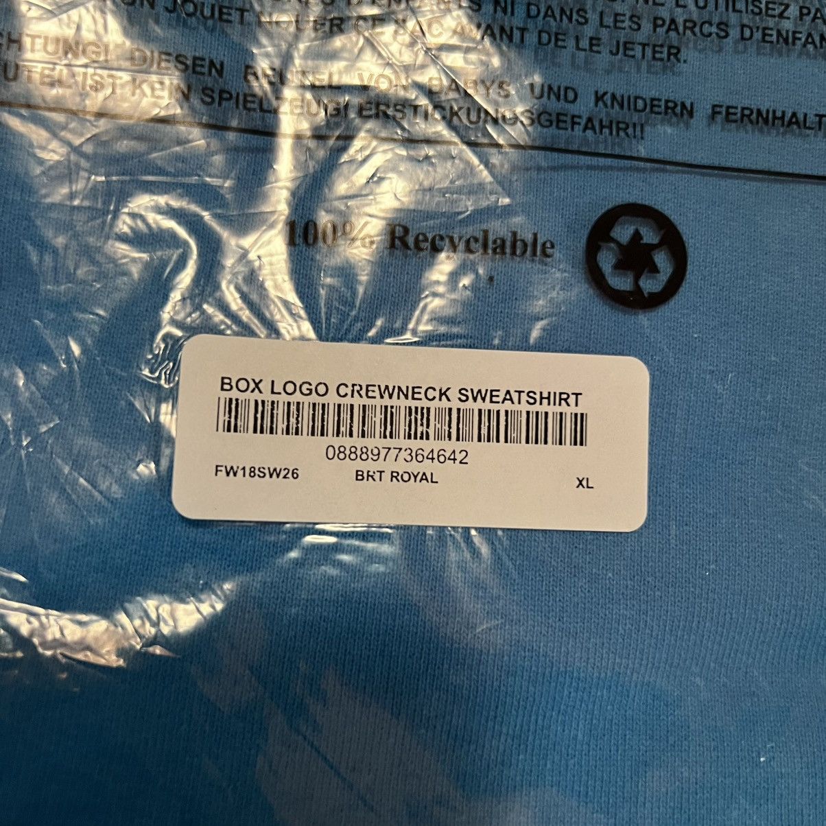 Supreme Supreme Box Logo Crewneck FW18 Bright Blue Size: XL Size US XL / EU 56 / 4 - 5 Thumbnail