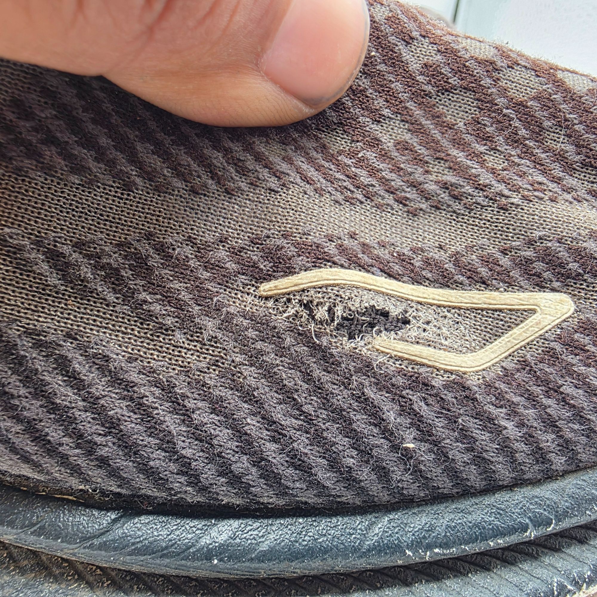 Hoka Hoka Clifton 9 Women Size 9 Wide Black Running Shoes Cushion Size US 9 / IT 39 - 7 Thumbnail
