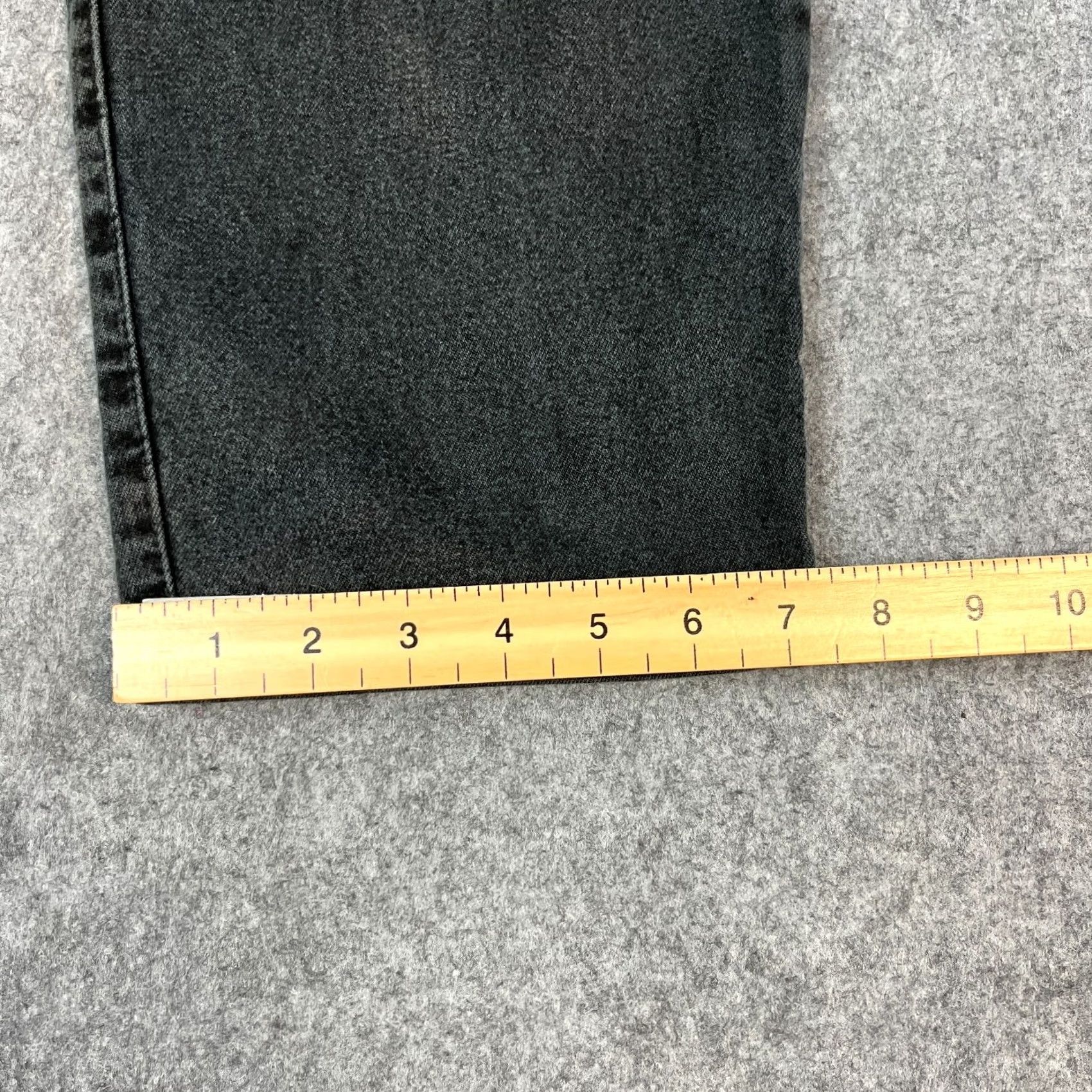 Moschino VINTAGE Moschino Jeans Regular Tapered 32 32 Black Italy Made Denim 5-Pocket Mens Accessories Logo Pocket Pattern No Pattern Size US 32 / EU 48 - 3 Thumbnail