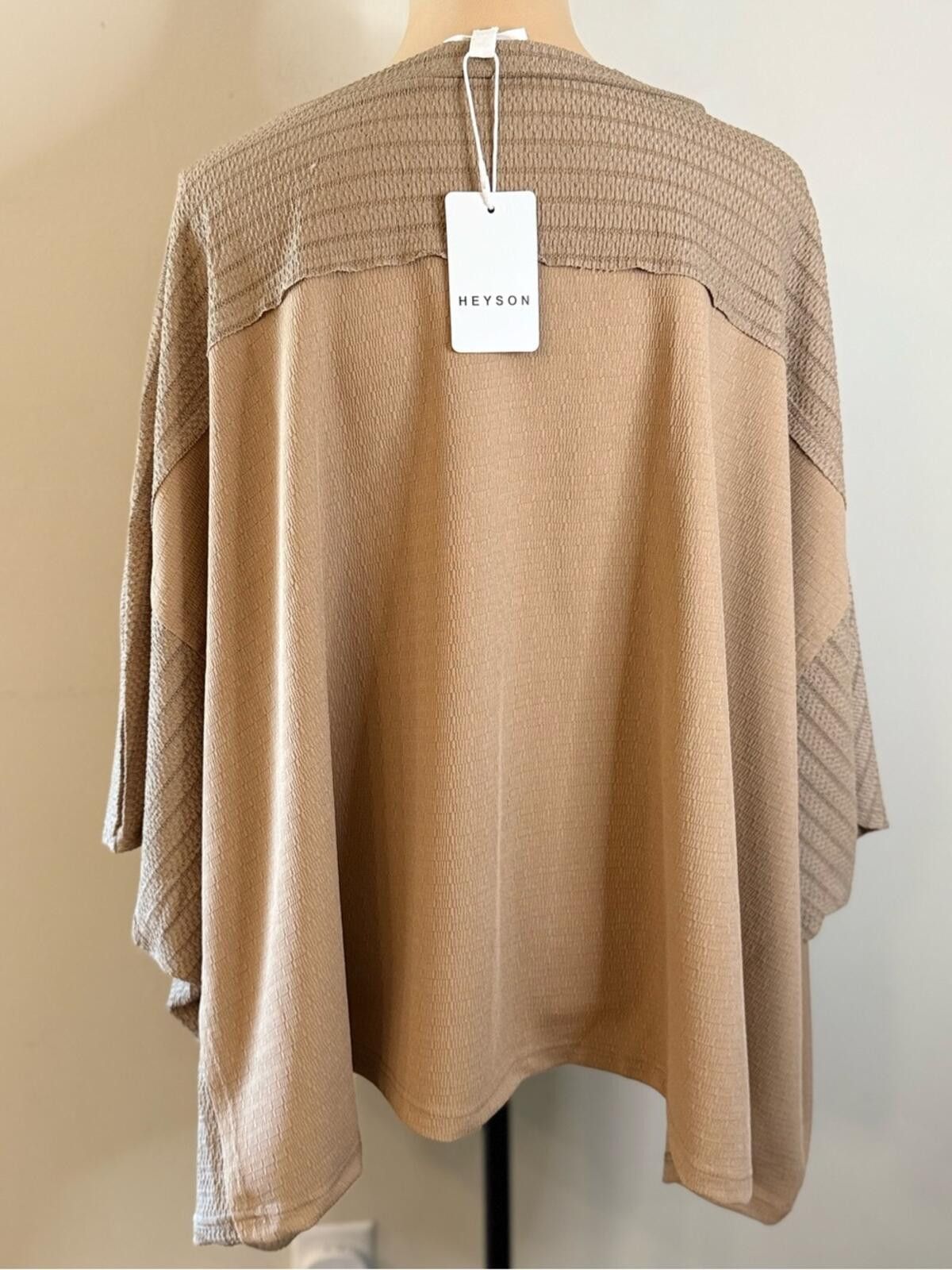 Henson Heyson boho mixed knit oversized tan V neck top SZ M Size M / US 6-8 / IT 42-44 - 4 Thumbnail