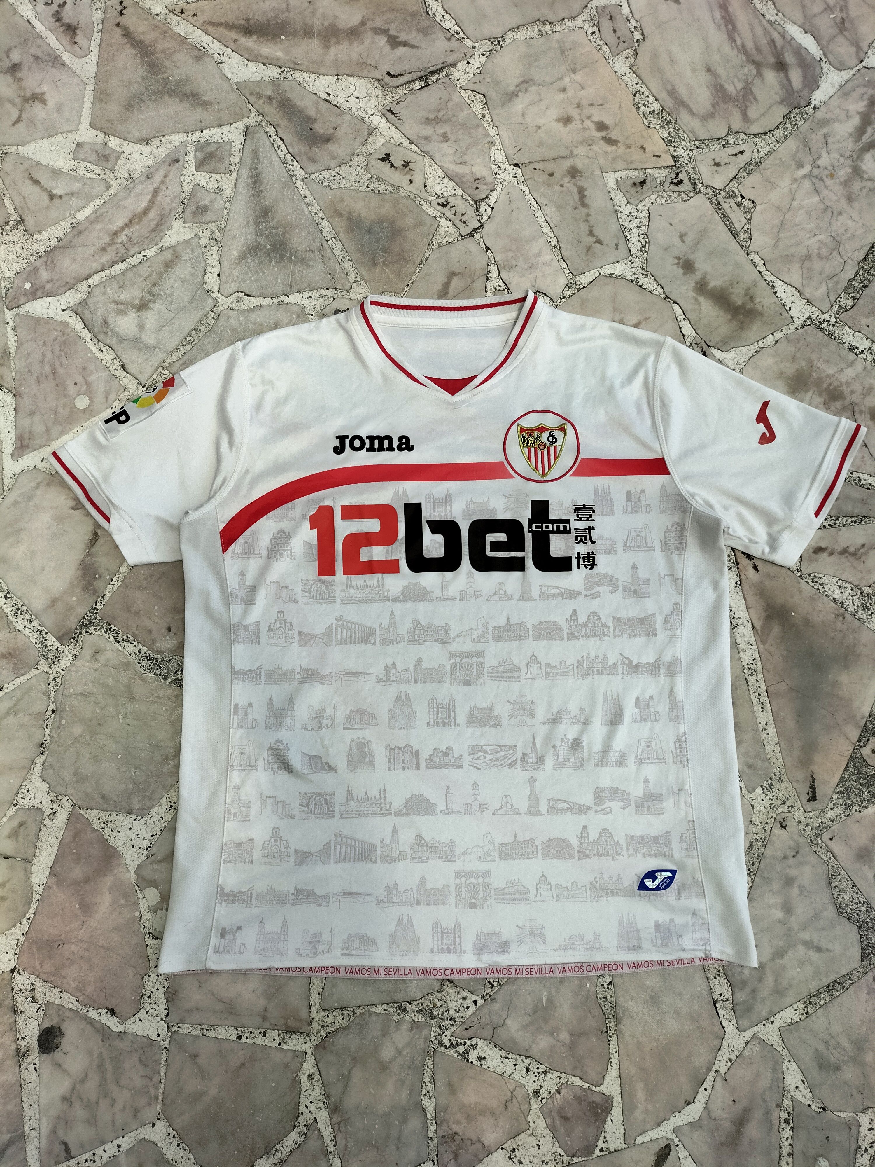 T-Shirt Vintage Du Sevilla FC De La Marque Joma Taille M Très Cotée