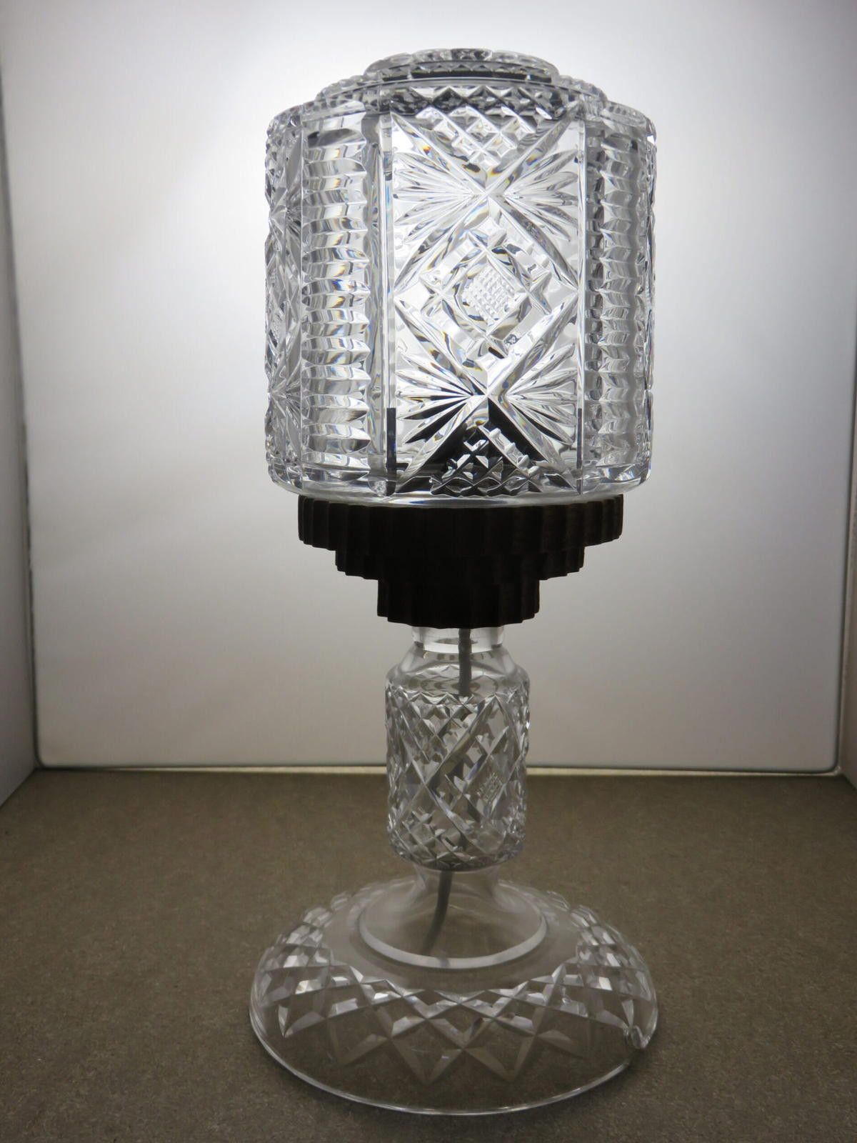 The Unbranded Brand Vintage Large Heavy Cut Crystal Glass Lamp Base & Shade Size ONE SIZE - 5 Thumbnail