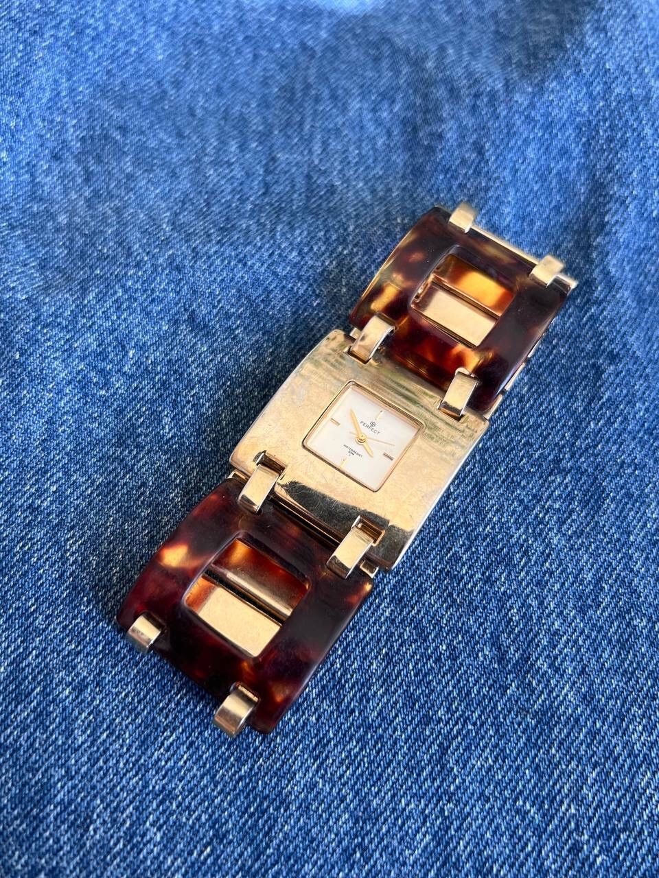 Japanese Brand × Vintage Vintage Japanese style futuristic Watch Leopard 90s Japan Size ONE SIZE - 1 Thumbnail