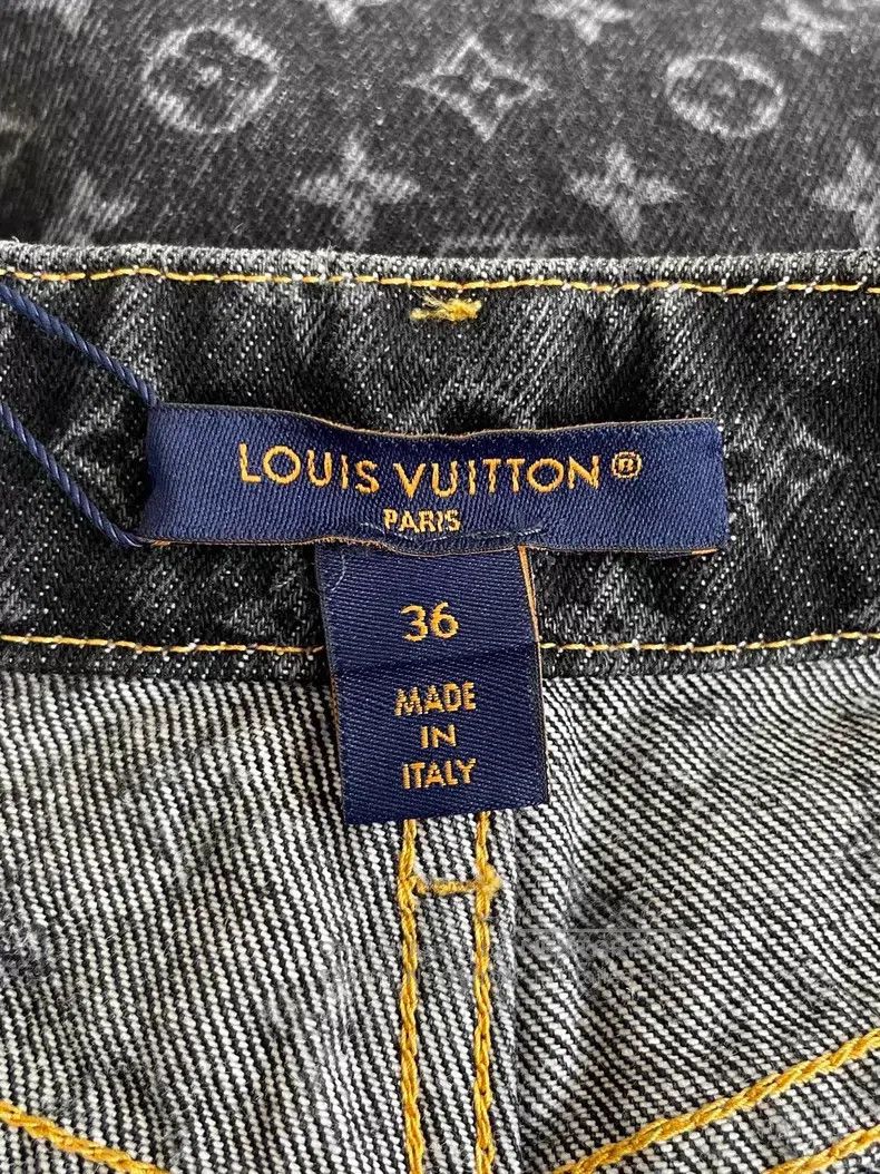 Louis Vuitton Louis Vuitton Full print black jeans Size US 36 / EU 52 - 5 Thumbnail