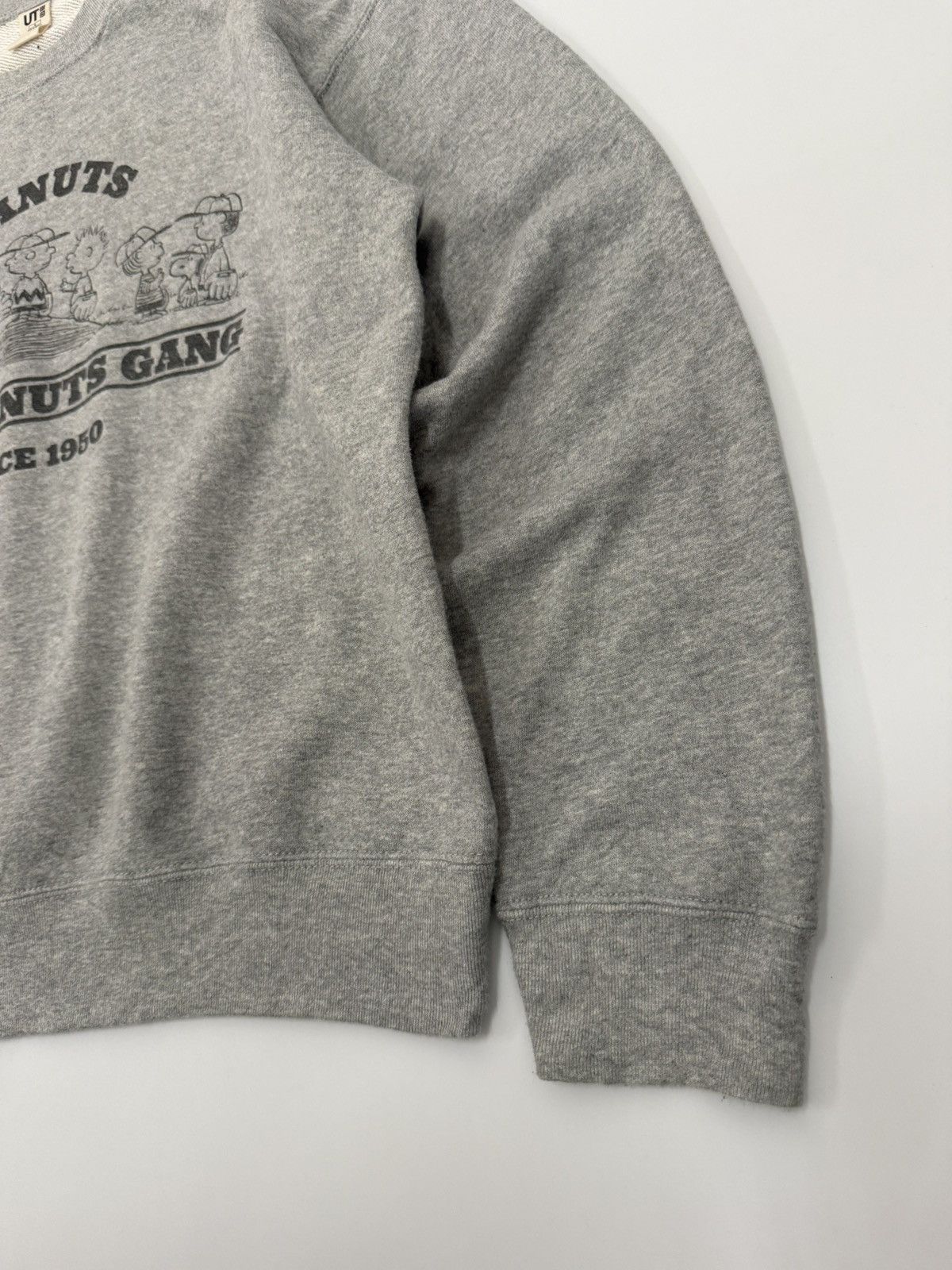 Peanuts 🔥 Y2K Uniqlo Peanut Snoopy Family big Print logo Sweatshirt Size US S / EU 44-46 / 1 - 2 Thumbnail