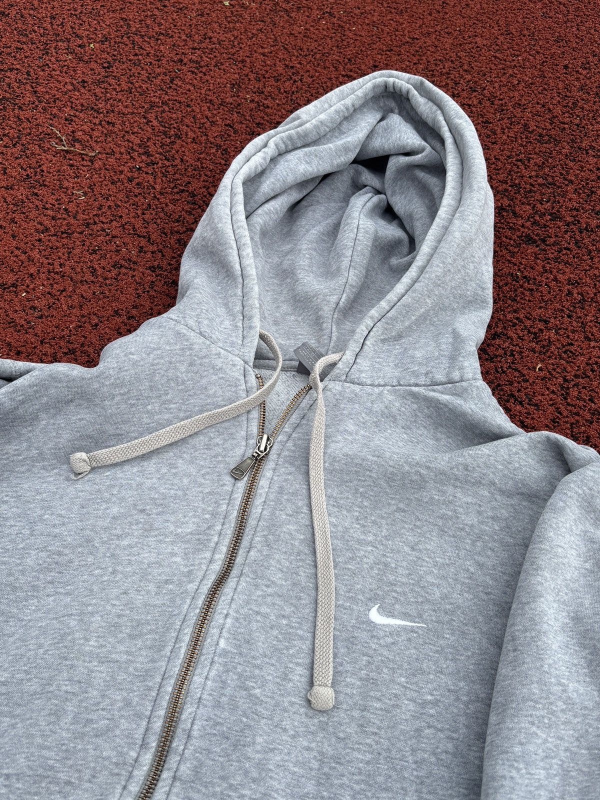 Nike × Vintage Nike Vintage Grey Hoodie Size US M / EU 48-50 / 2 - 3 Thumbnail