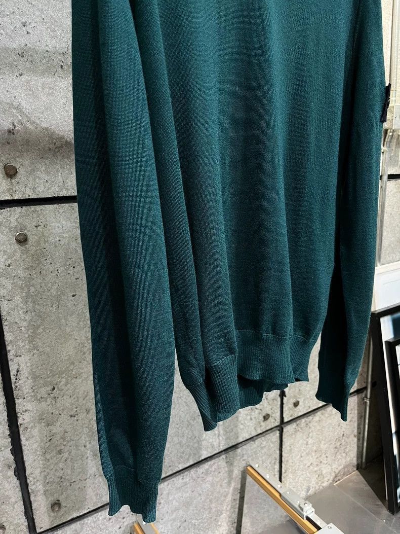 Stone Island Green Vneck Sweater from Stone Island -2506 Size US M / EU 48-50 / 2 - 5 Thumbnail
