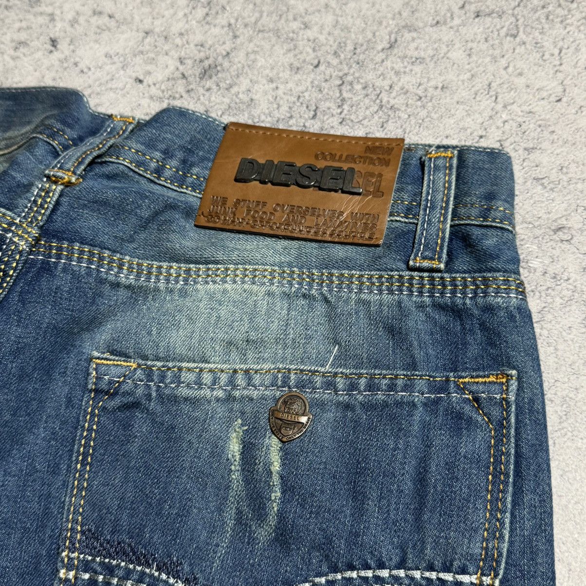 Diesel Vintage Diesel Faded Jeans Size US 29 - 7 Thumbnail
