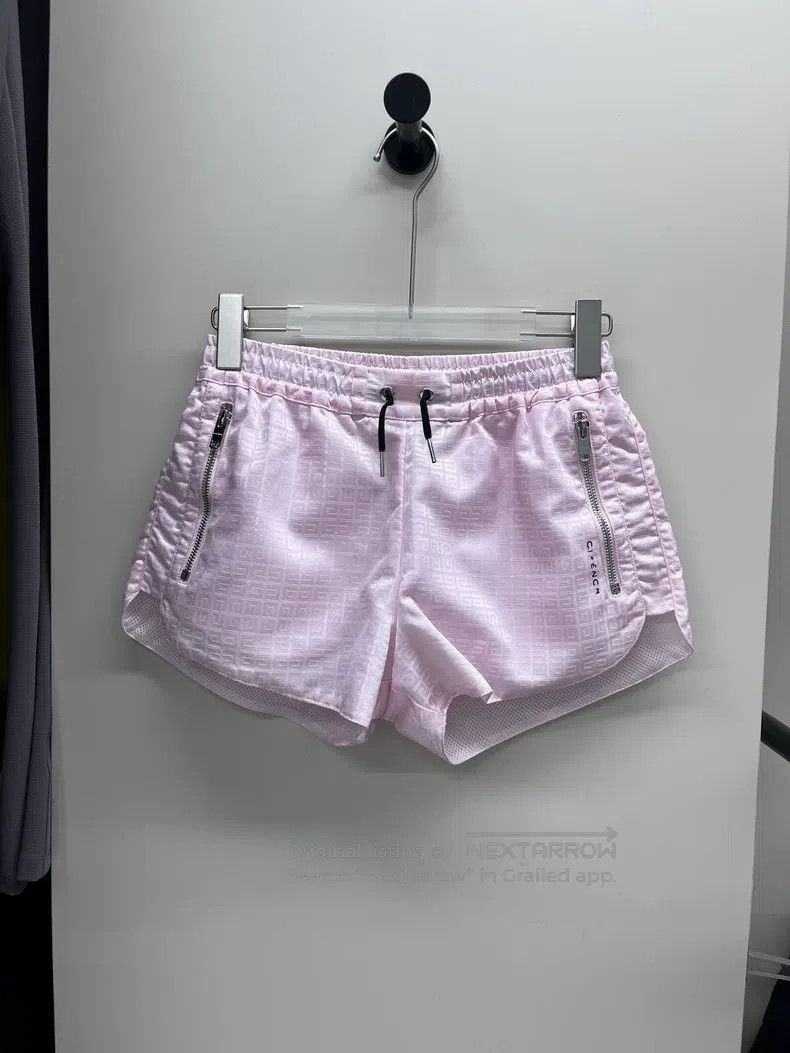Givenchy Givenchy SizeXS Pink Shorts Size US 29 - 1 Thumbnail