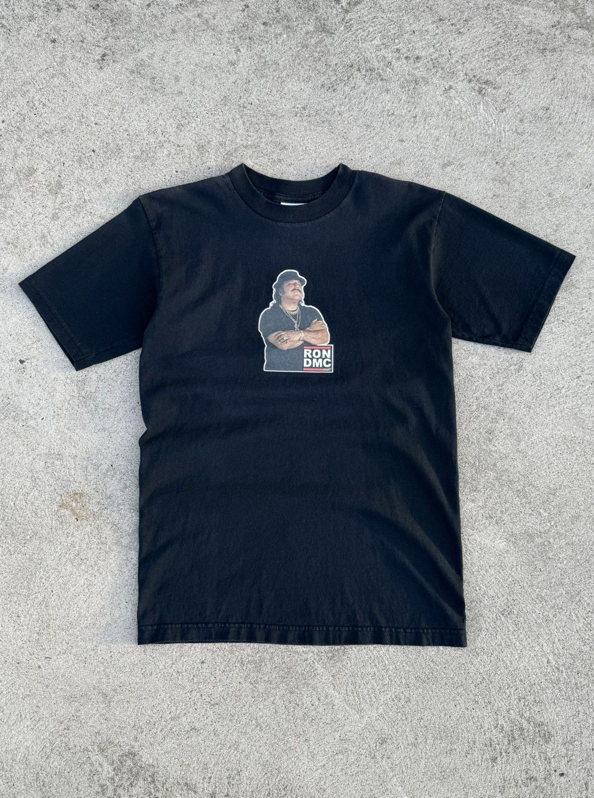 Vintage Vintage 90’s Porn Star Ron DMC Men’s Graphic T-Shirt Size M Size US M / EU 48-50 / 2 - 1 Thumbnail