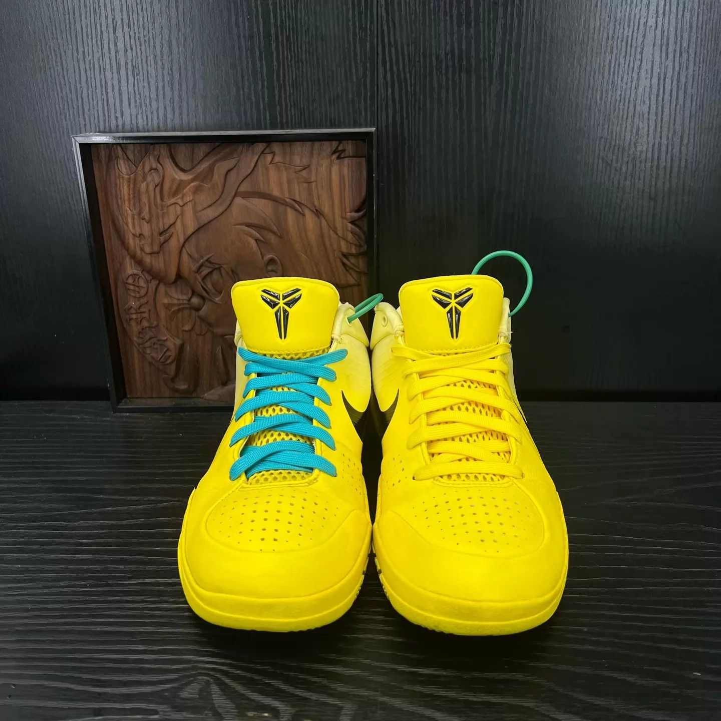 Nike Nike Zoom Kobe 4 Yellow Men's 40.5 Size US 7.5 / EU 40-41 - 4 Thumbnail