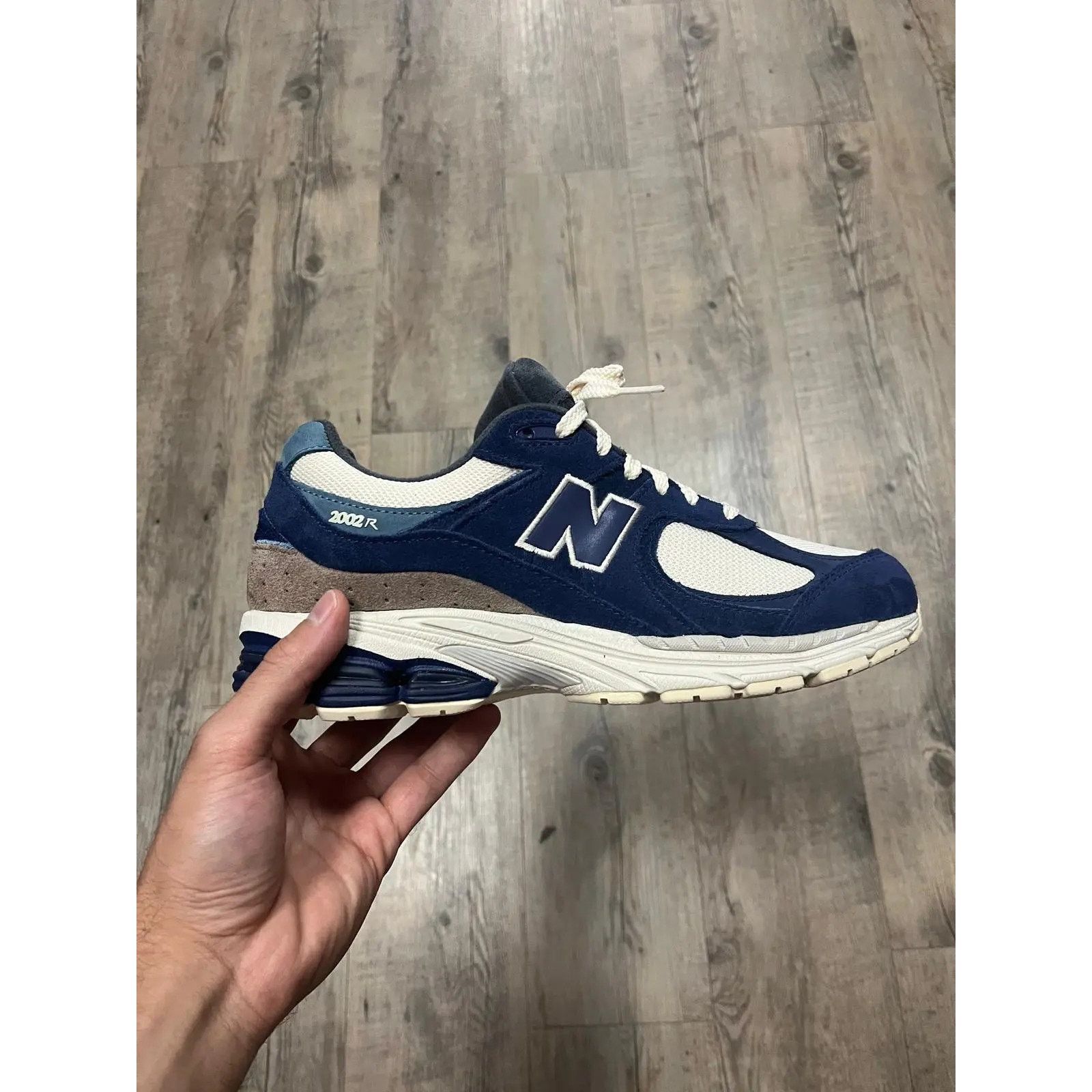 o1rshd1 2002R Trainer in Multicolor