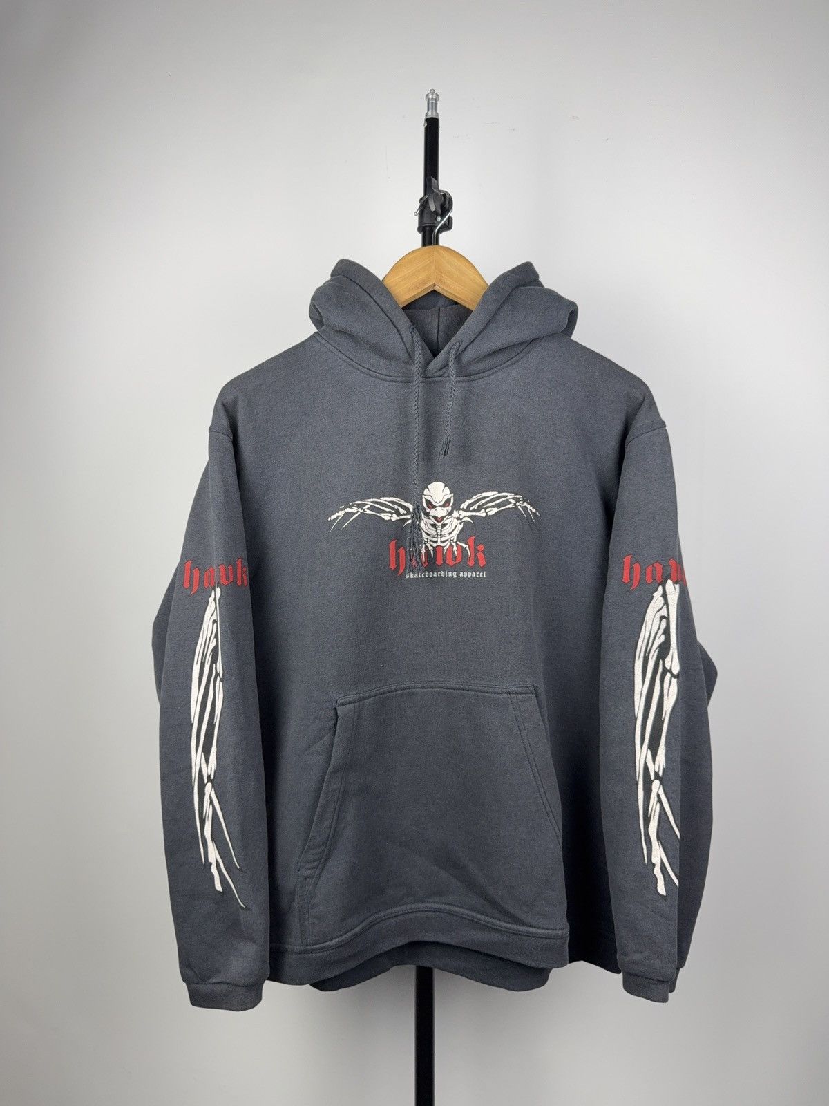 Hawk × Tony Hawk × Vintage Crazy Vintage Y2K Tony Hawk Skateboards Skull Faded Hoodie Size US S / EU 44-46 / 1 - 1 Thumbnail