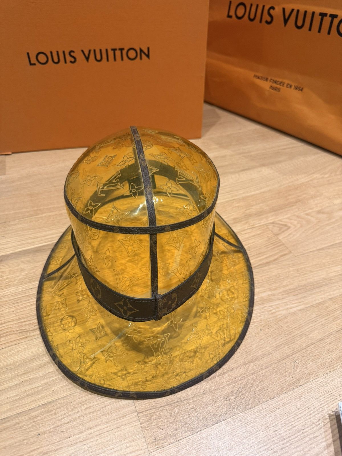 Louis Vuitton Louis Vuitton Bucket Hat Yellow Monogram (Rare Runway Piece) Size ONE SIZE - 24 Thumbnail
