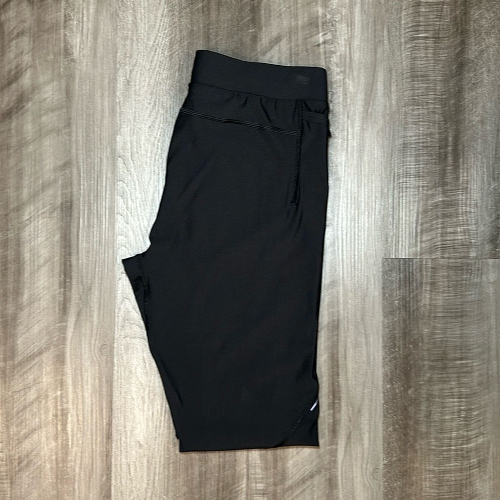 Rhone Rhône Thermal Run Tight - Medium Size US 30 / EU 46 - 1 Thumbnail