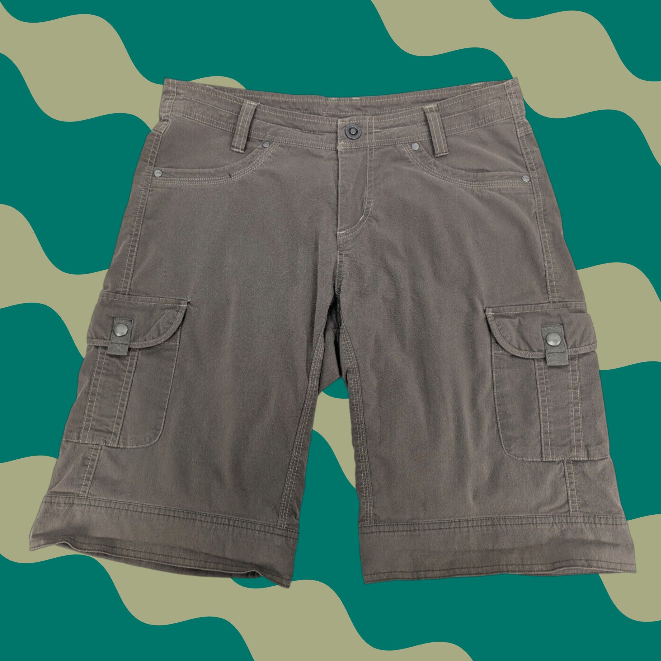 Vintage VINTAGE Kuhl Bermuda Shorts Womens 10 Cargo Pocket Zipper Cargo Pocket Brown Outdoor Hiking Trash? Size 32" / US 10 / IT 46 - 1 Thumbnail