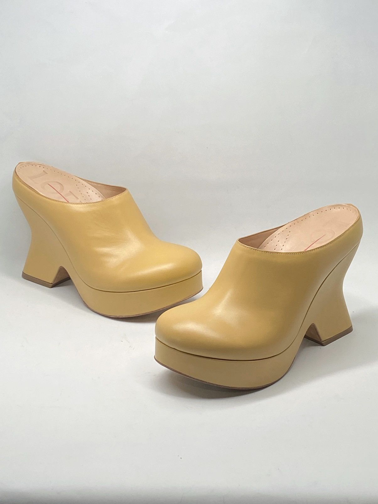Loewe Loewe Terra 100 leather platform clogs size 37 Size US 7 / IT 37 - 11 Thumbnail