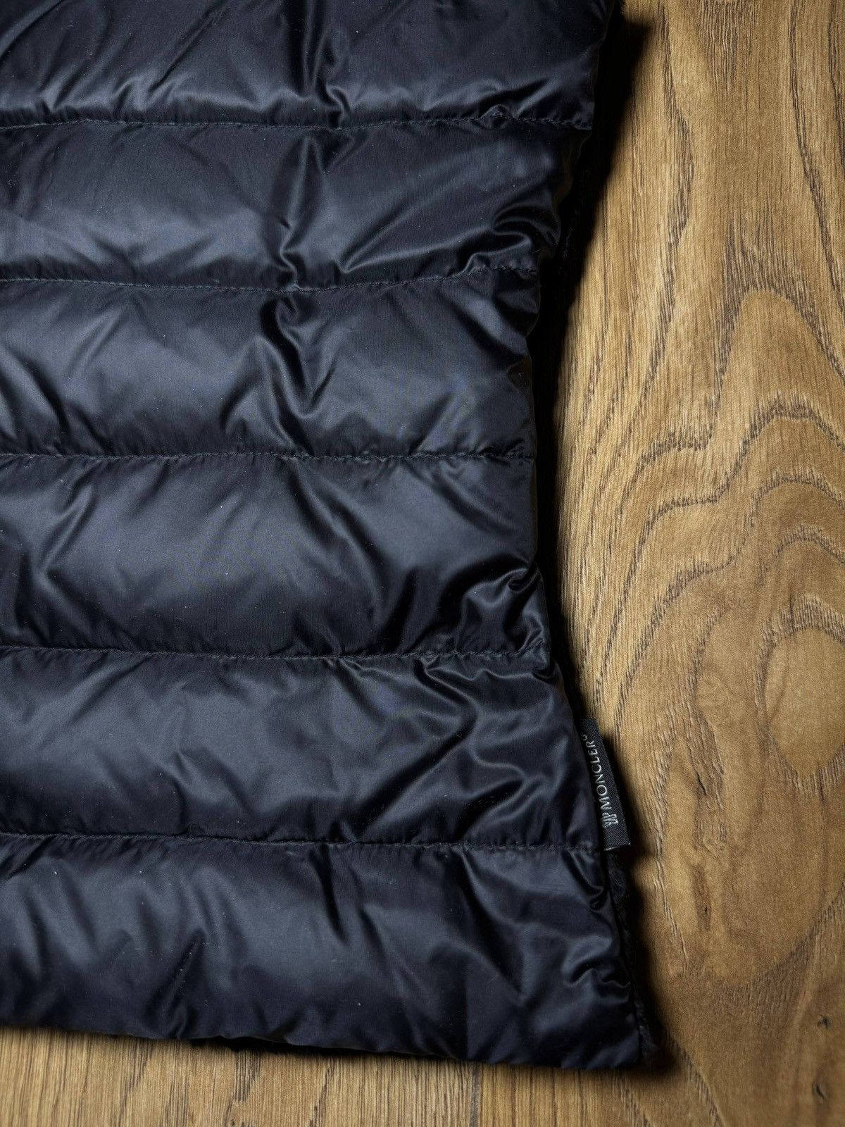 Moncler Women`s Moncler Black Textured Faux-Fur Vest Autentic Size L Size L / US 10 / IT 46 - 23 Thumbnail