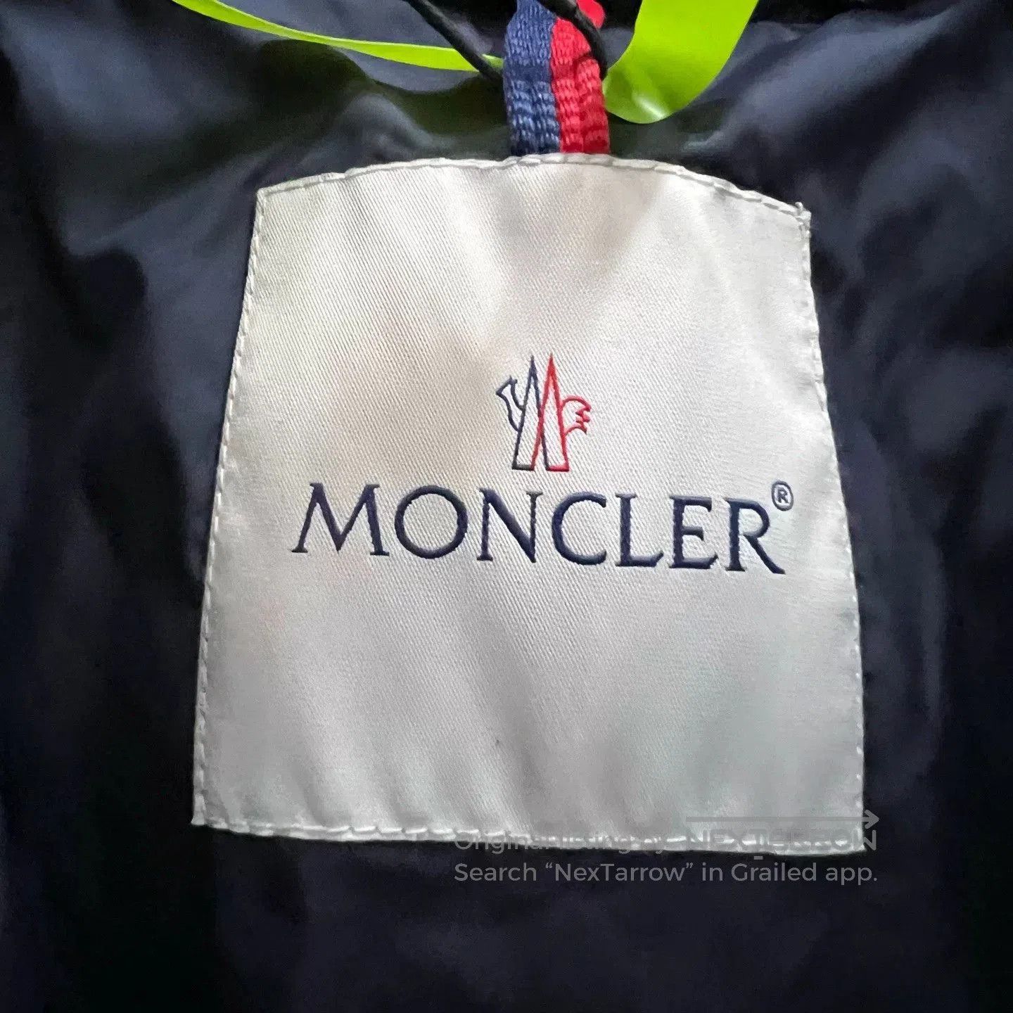 Moncler moncler navy logo down jacket size 12. Size US L / EU 52-54 / 3 - 5 Thumbnail