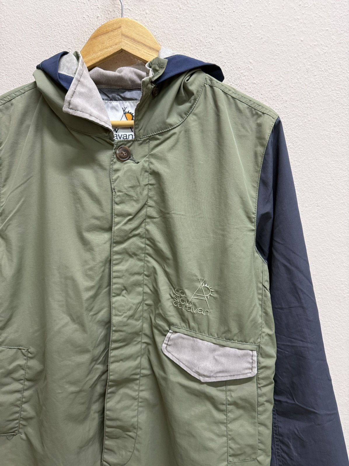 go slow caravan Go Slow Caravan Button Up Windbreaker Jacket Hoodie Size US S / EU 44-46 / 1 - 20 Thumbnail