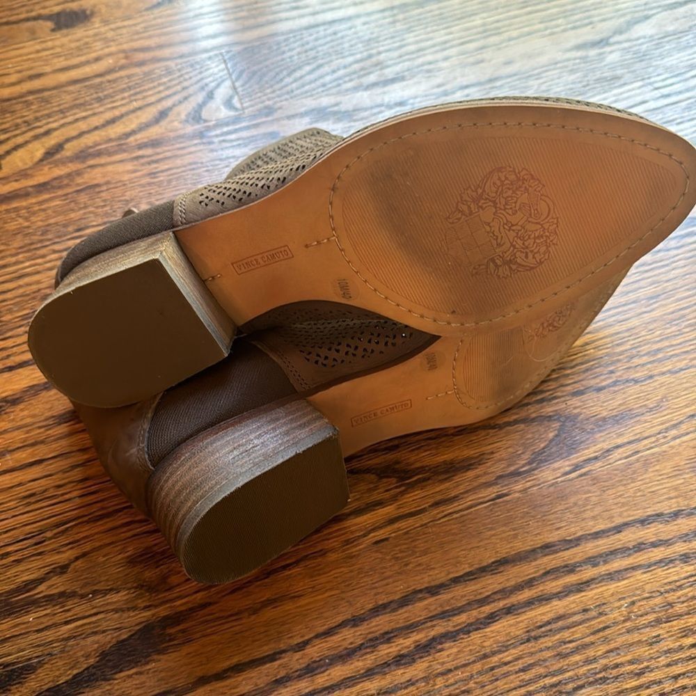 Vince Camuto Vince Camuto Celena brown suede perforated booties. Stacked Size US 10 / IT 40 - 2 Thumbnail