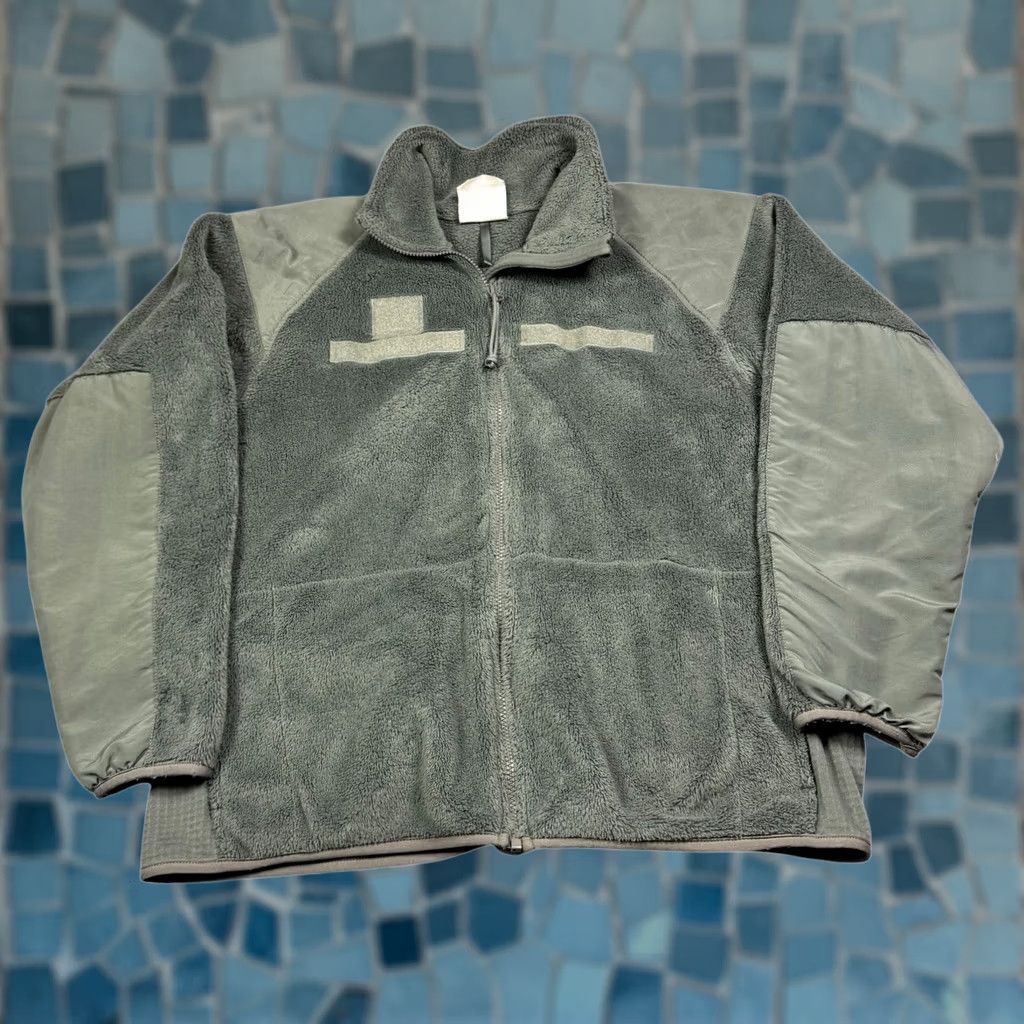 Vintage Polartec Green Full Zip Military Jacket Mens M Cold Weather Fleece 90s Army Insulated Pockets Zipper Regular Size Size US M / EU 48-50 / 2 - 1 Thumbnail