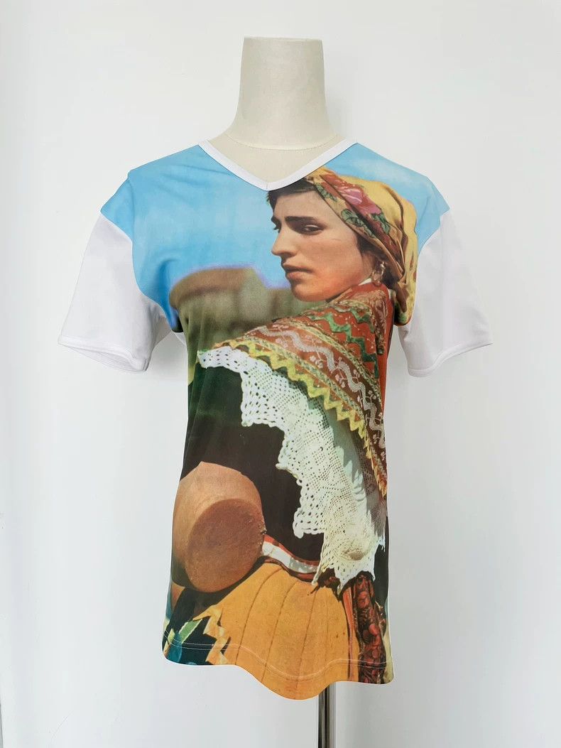 Paul Smith Paul Smith Minority Women Photo T-Shirt 2504-Nextarrow Size ONE SIZE - 1 Thumbnail